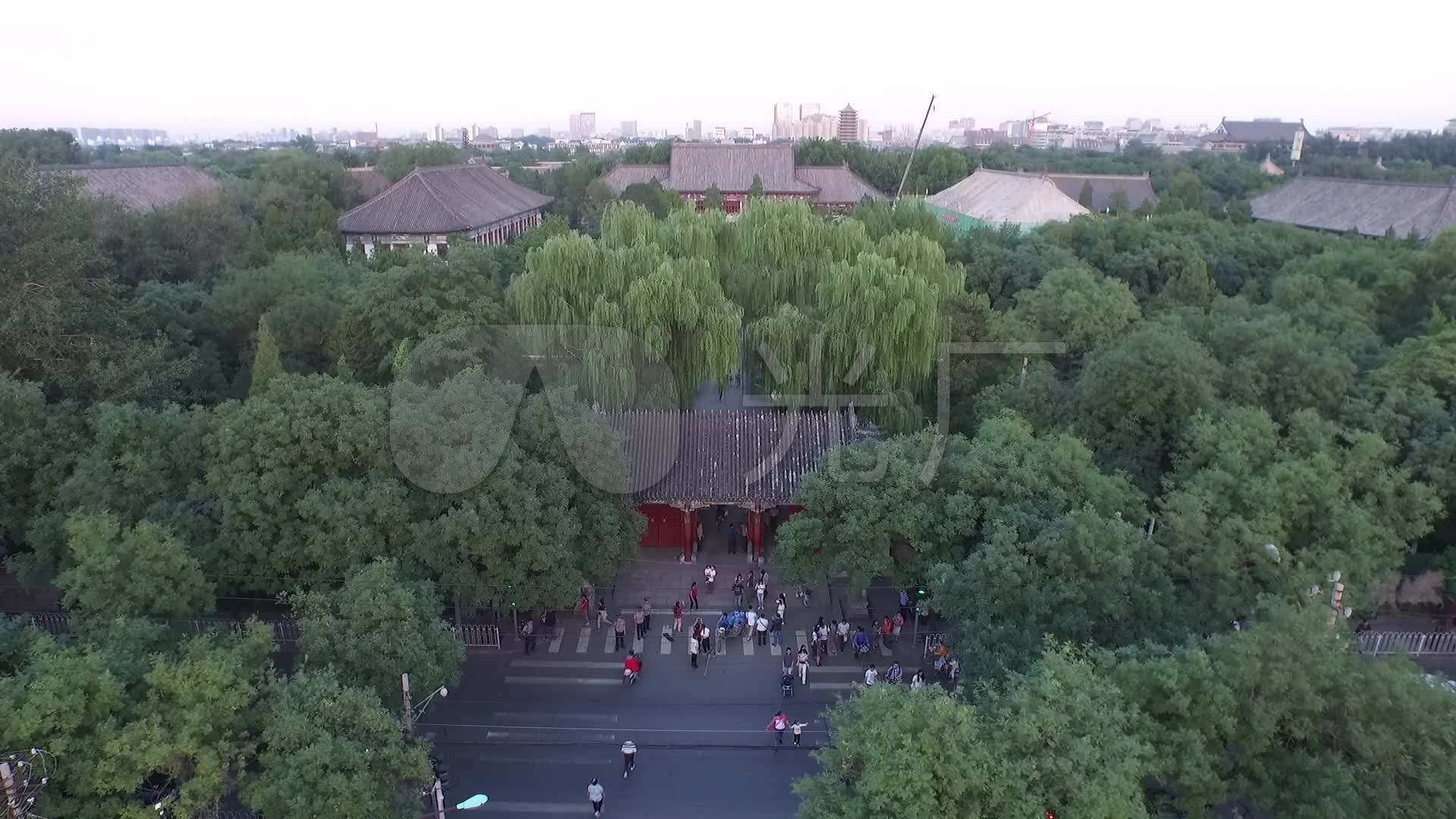 北京大学西校门航拍素材_1920x1080_高清视频素材下载(编号:5377091)