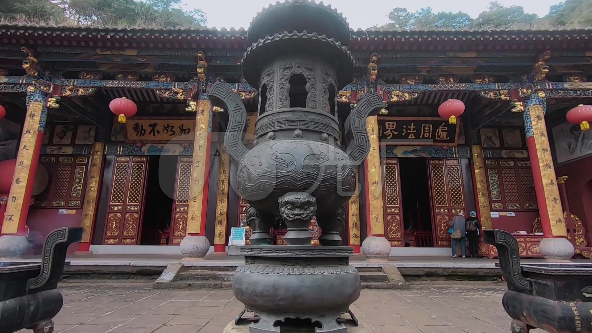 昆明西山太华寺内景金刚大雄宝殿_视频素材包下载(:)