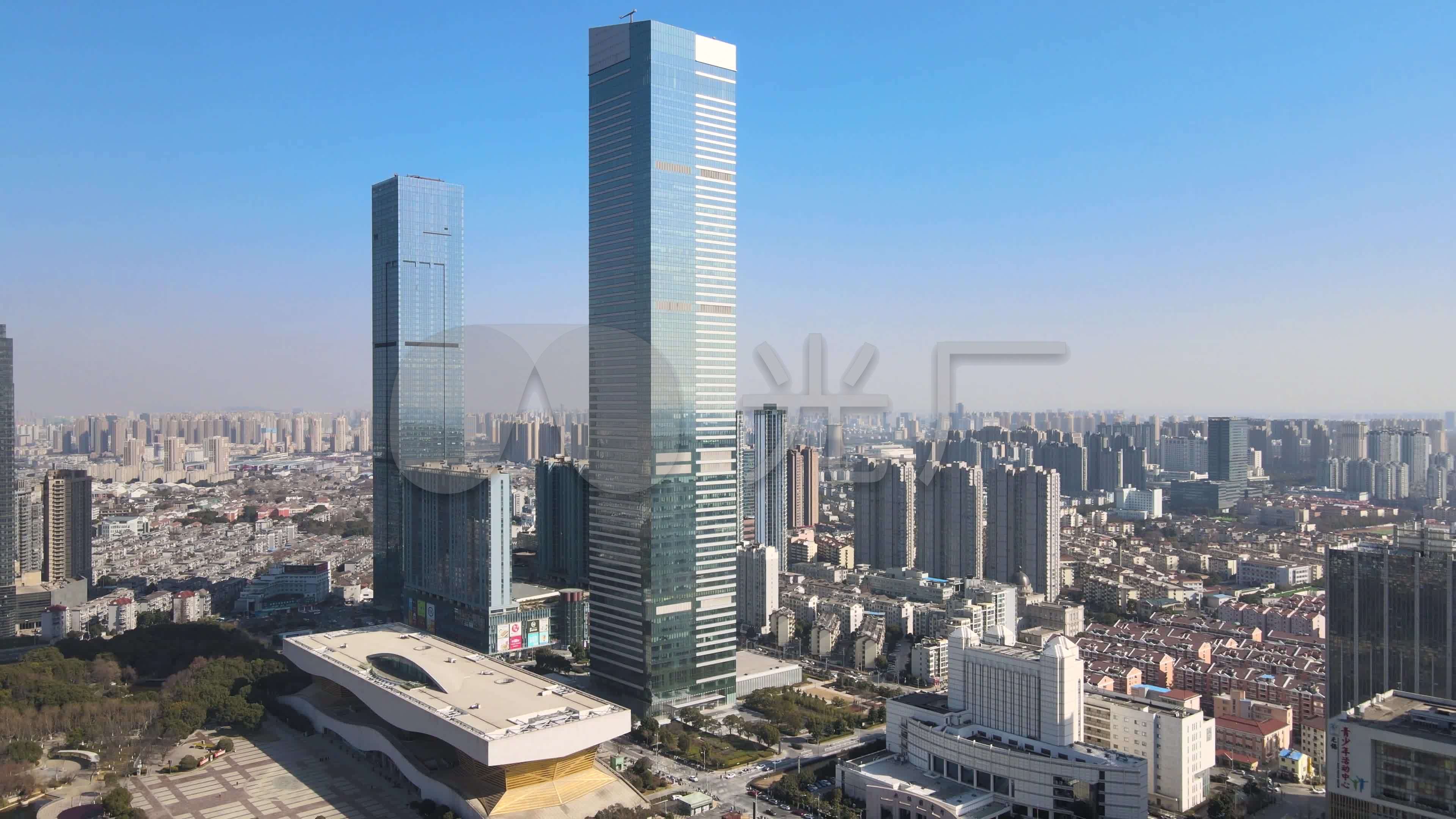 【无锡】太湖广场国金中心4k航拍素材_3840x2160_高清视频素材下载