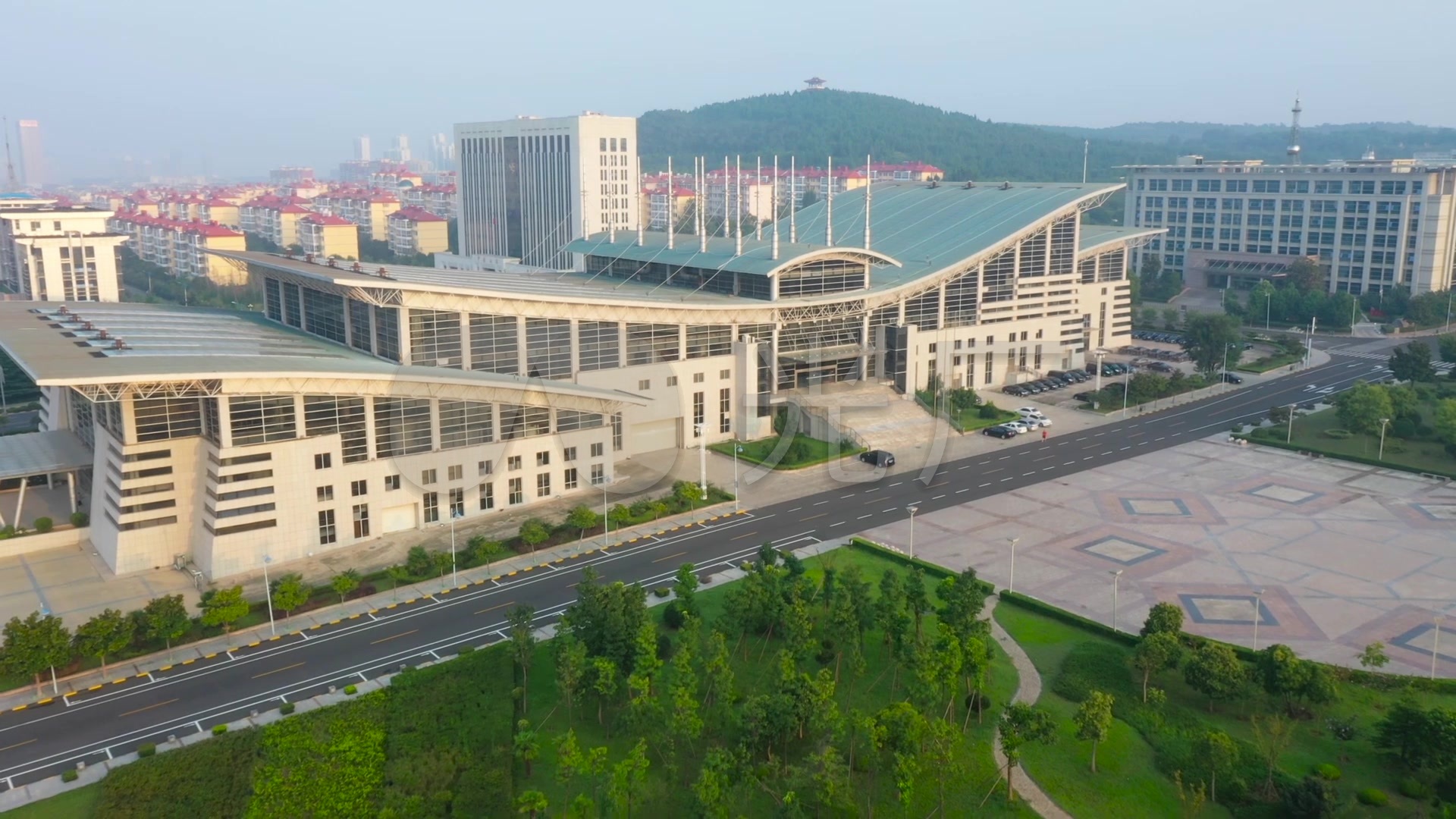 航拍枣庄市政府大楼广场宣传片合辑_1920x1080_高清