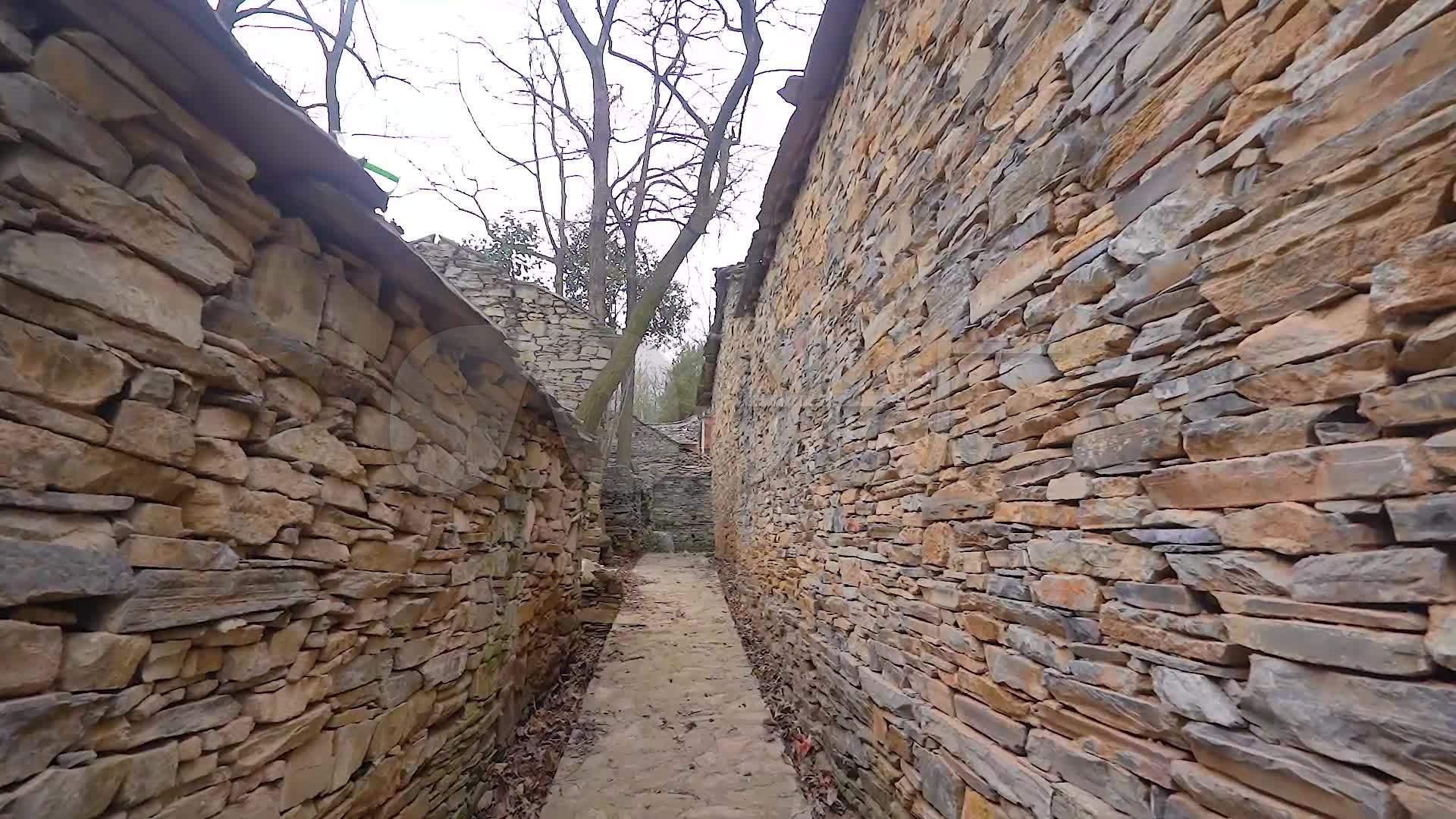 实拍河南省南阳市淅川县石头村旅游景点