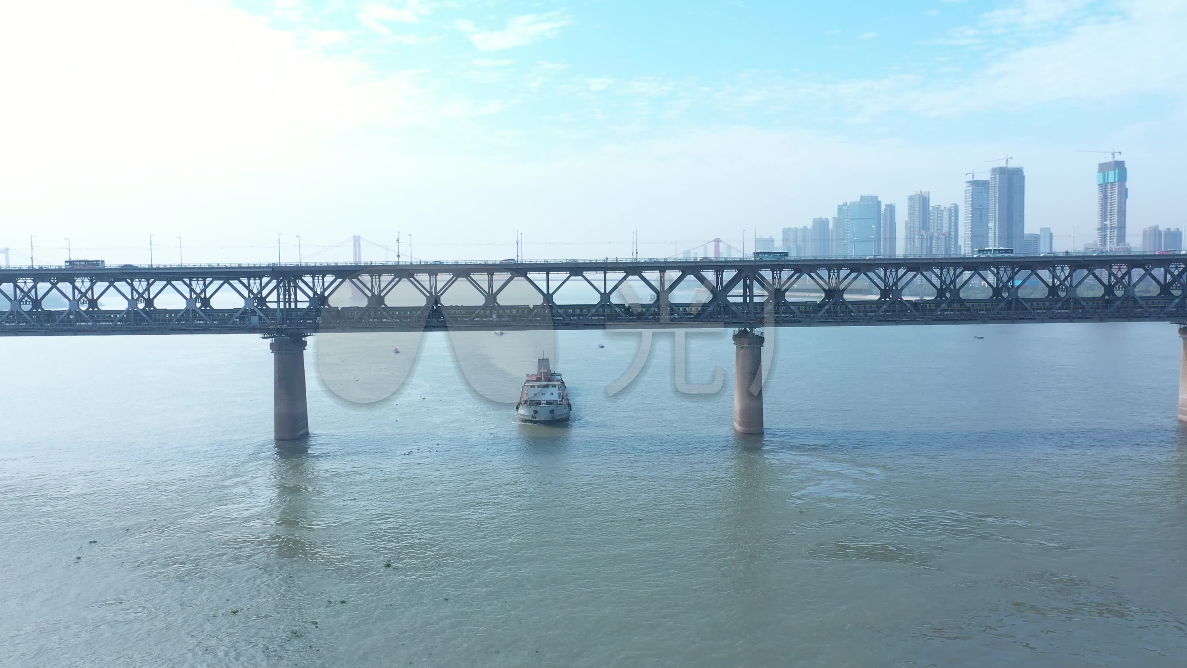 武汉长江大桥航拍原始素材_3840x2160_高清视频素材下载(编号:5486731