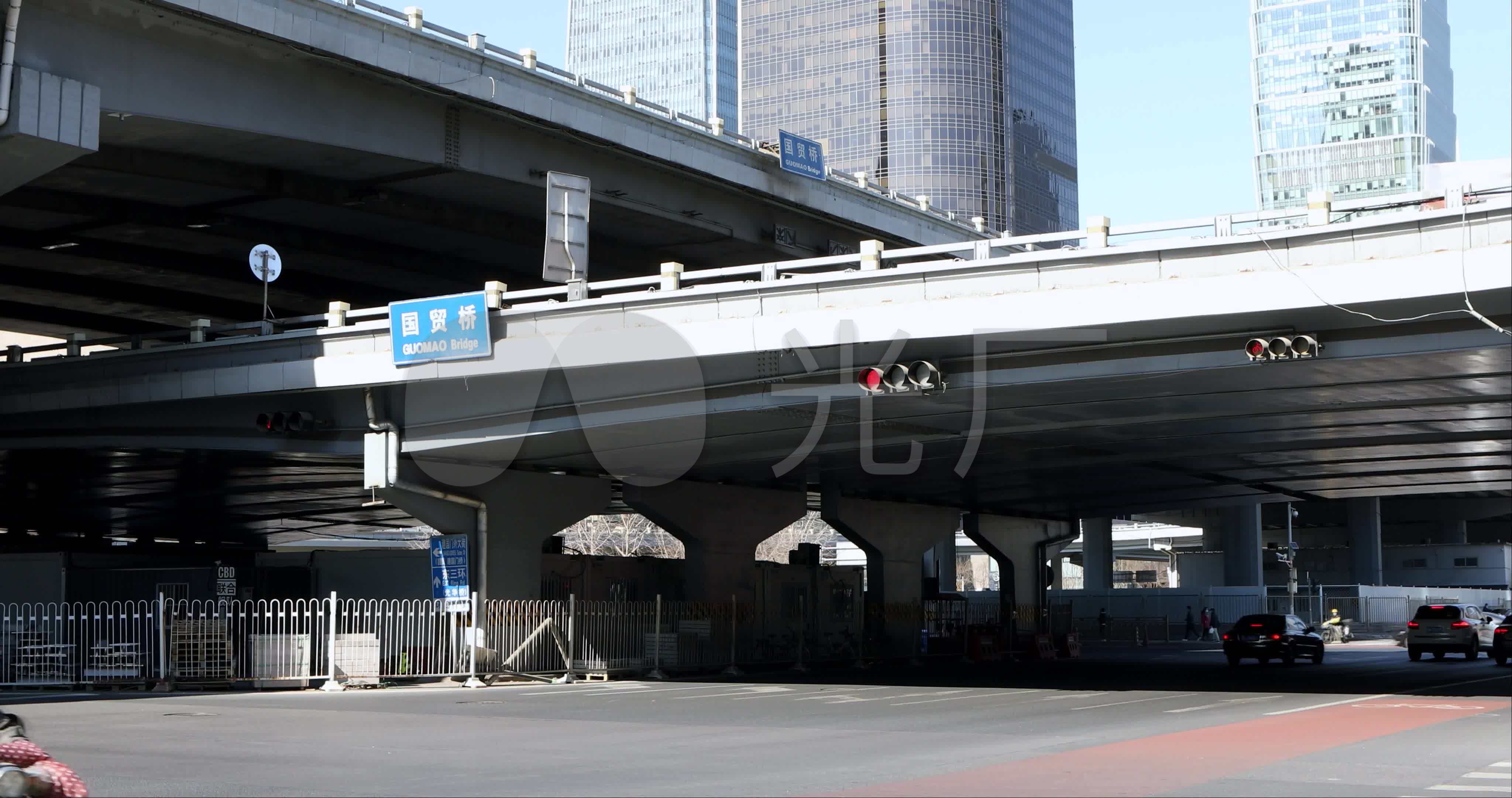 4k高清实拍cbd国贸桥车流红绿灯延时_4096x2160_高清视频素材下载