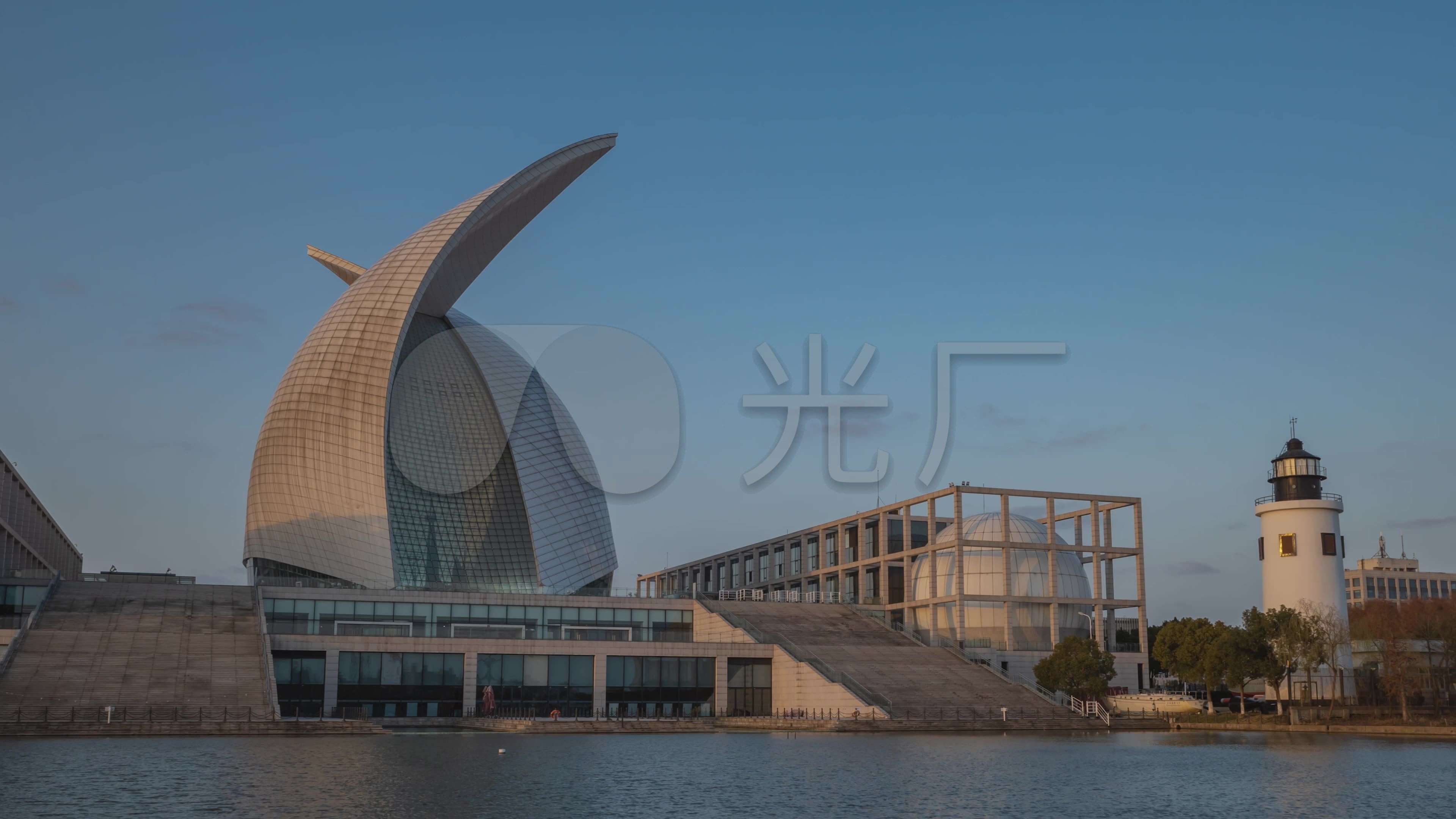 上海临港滴水湖航海博物馆日落天空云层延时_3840x2160_高清视频素材