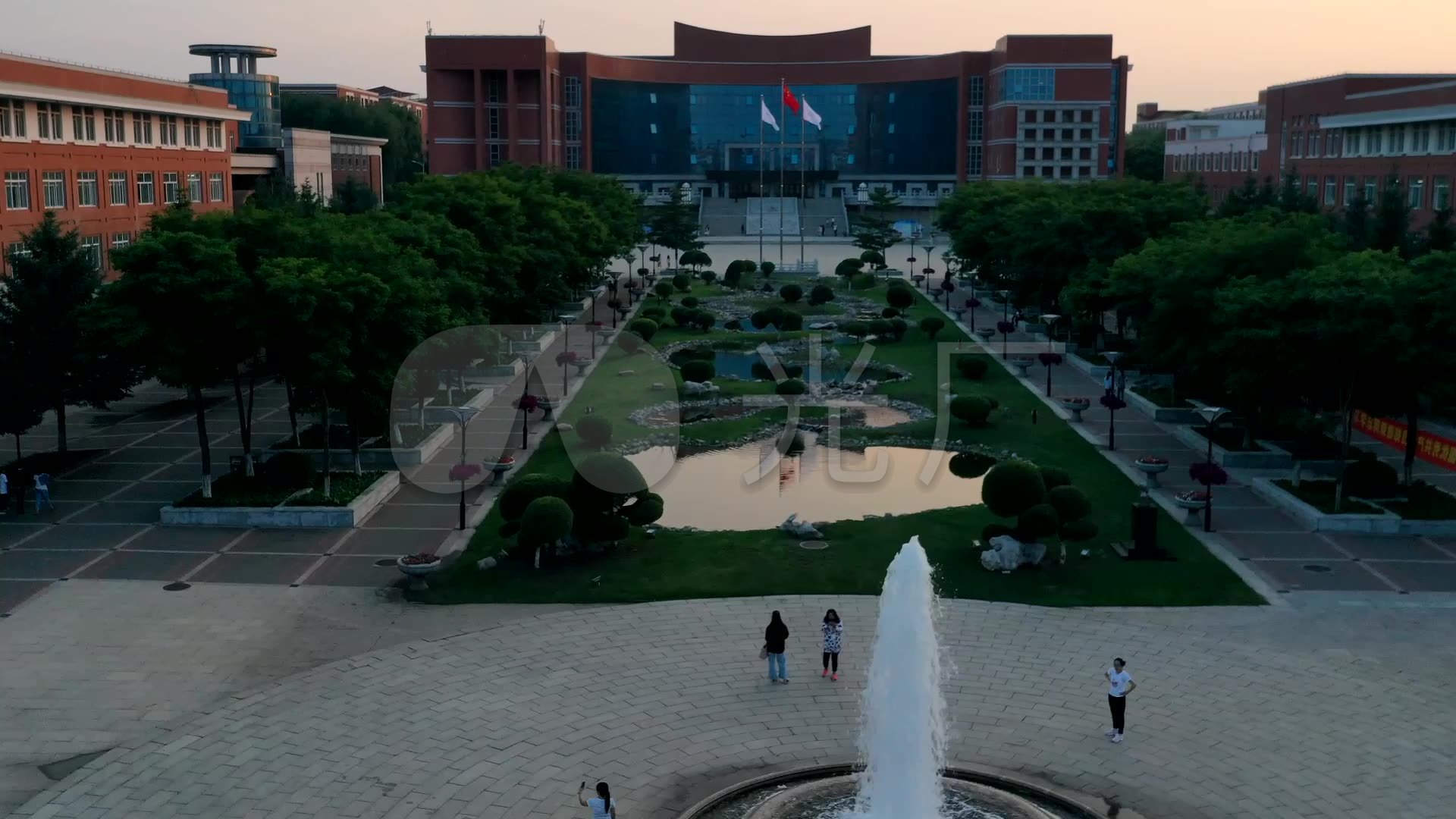 东北师范大学地标航拍延时_1920x1080_高清视频素材
