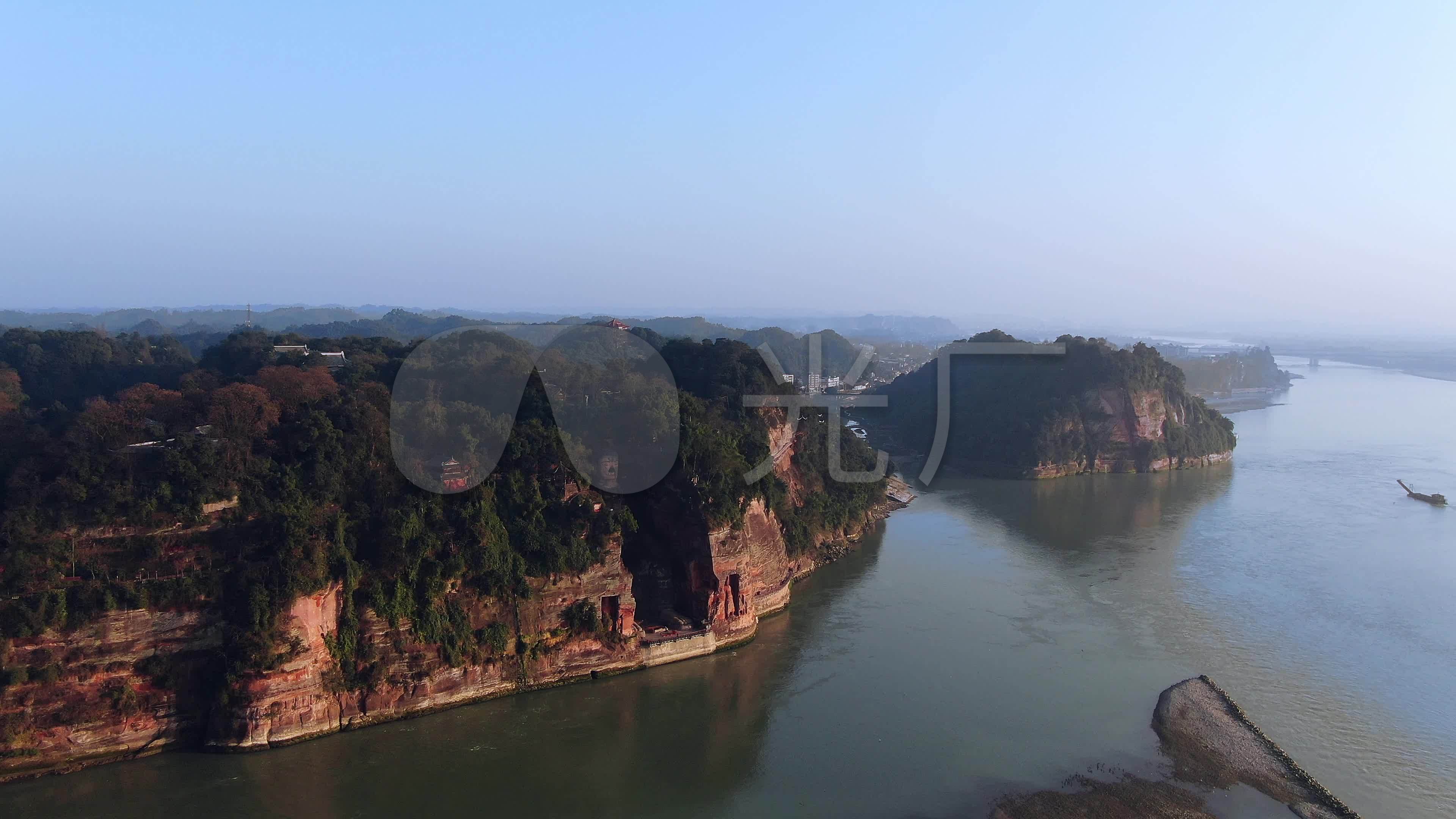 乐山大佛航拍_3840x2160_高清视频素材下载(编号:5530281)_实拍视频
