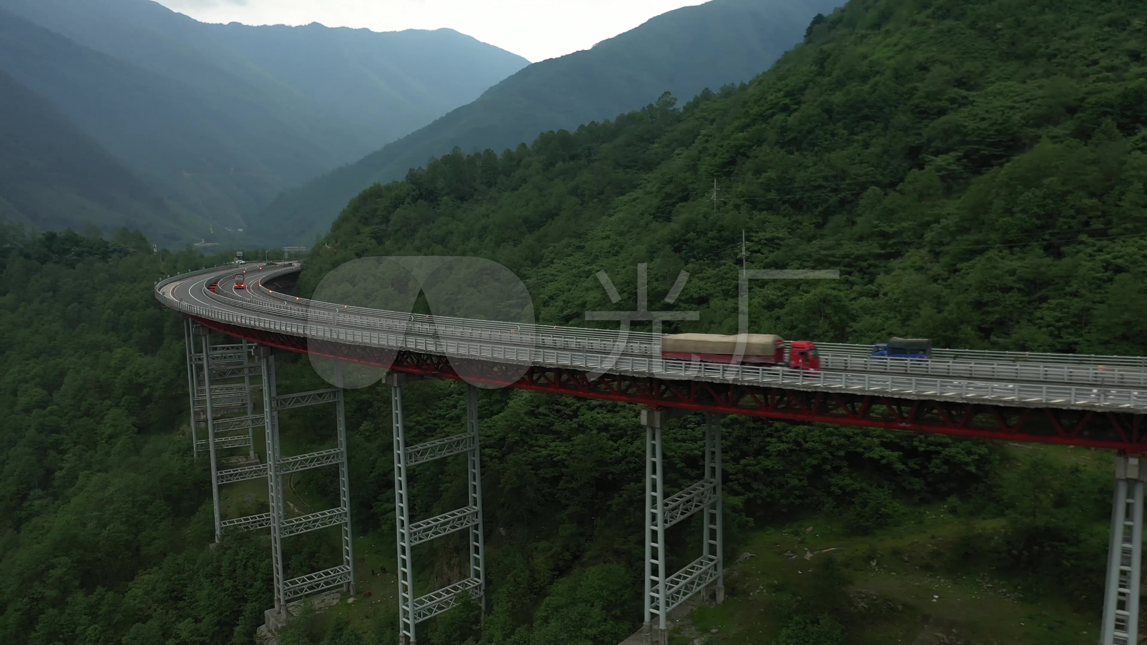 四川高速系列-航拍雅西高速干海子特大桥_3840x2160