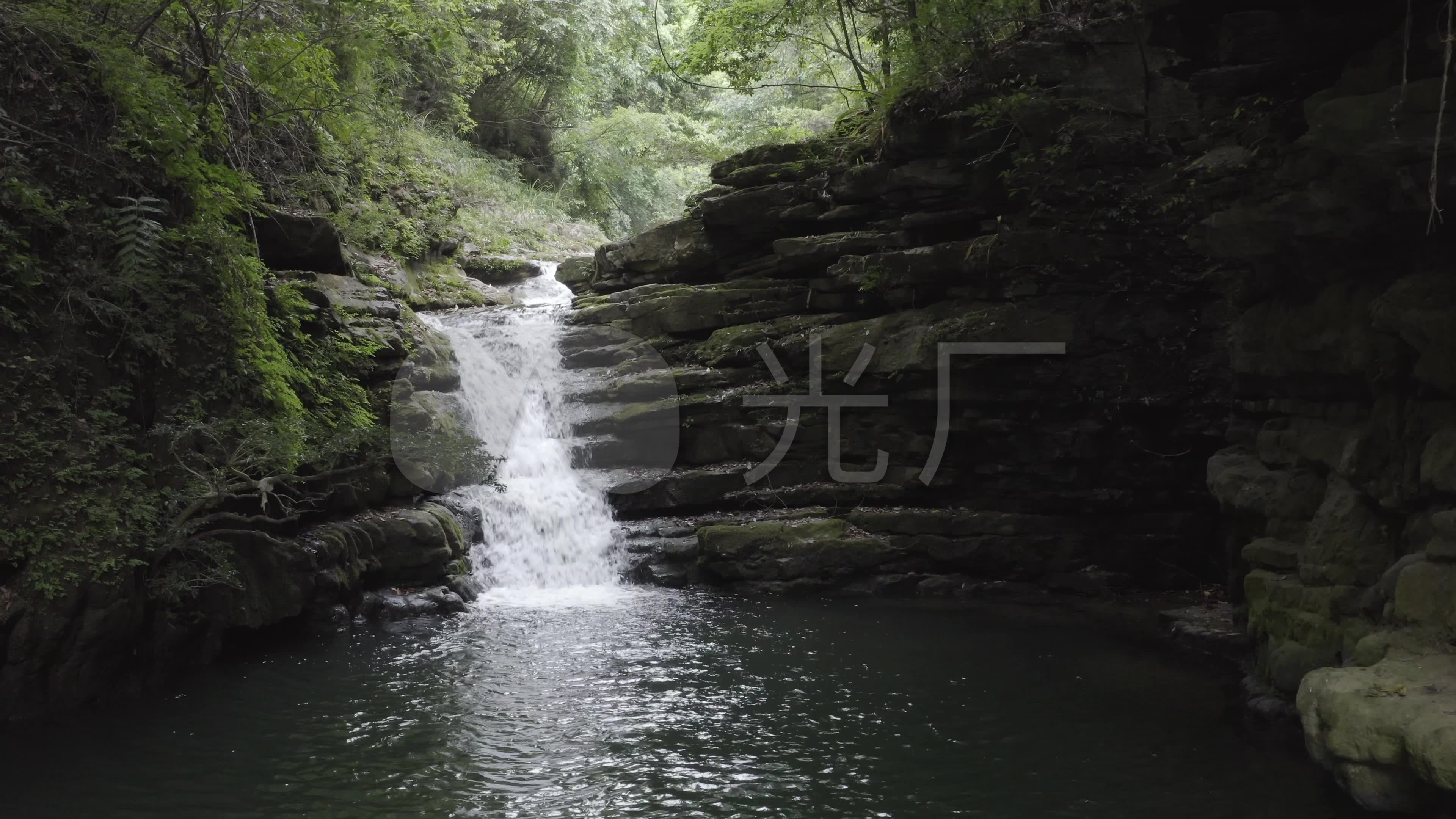 大山生态山泉小溪流航拍