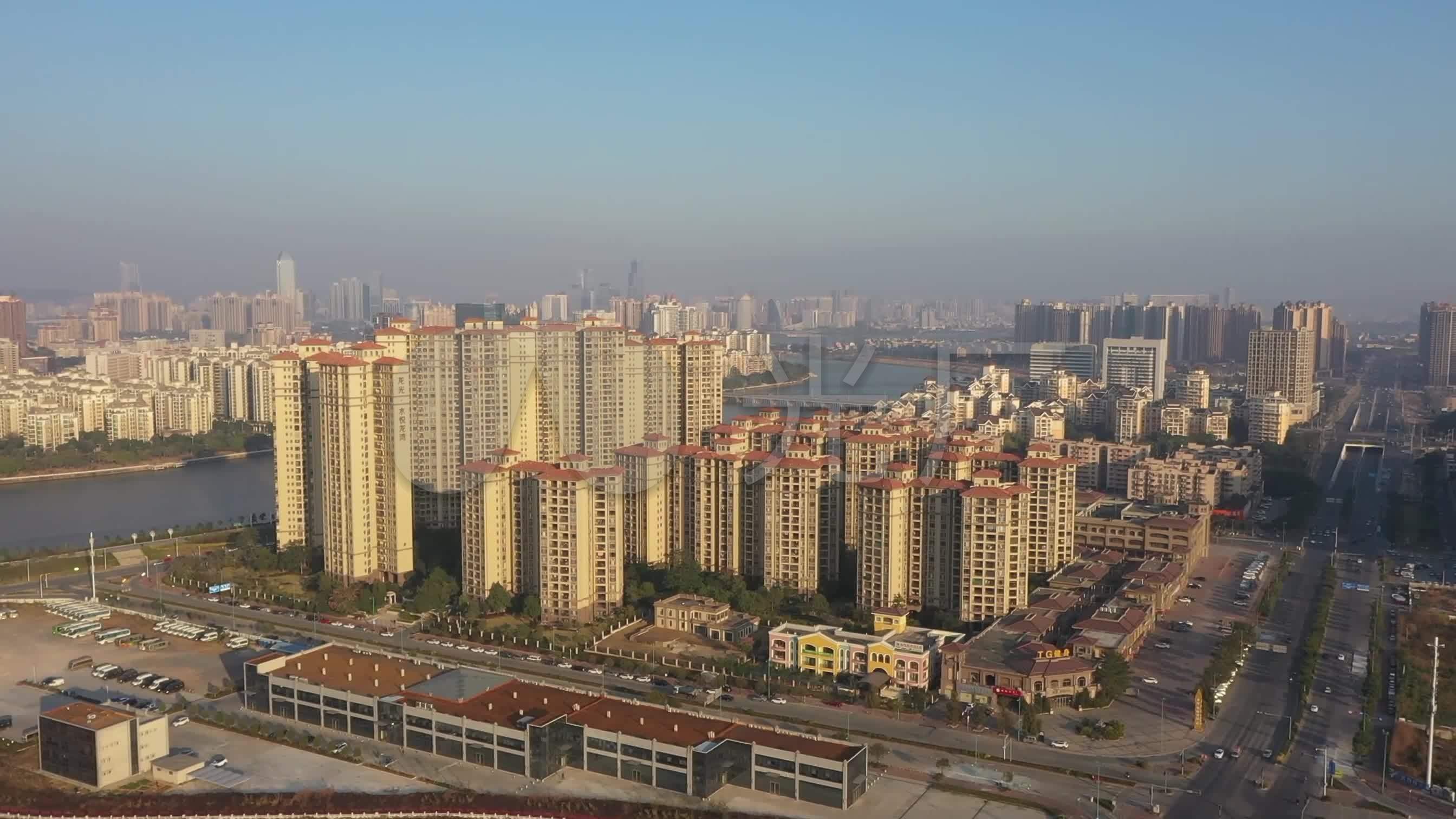 实拍洋房高楼龙光水悦龙湾航拍