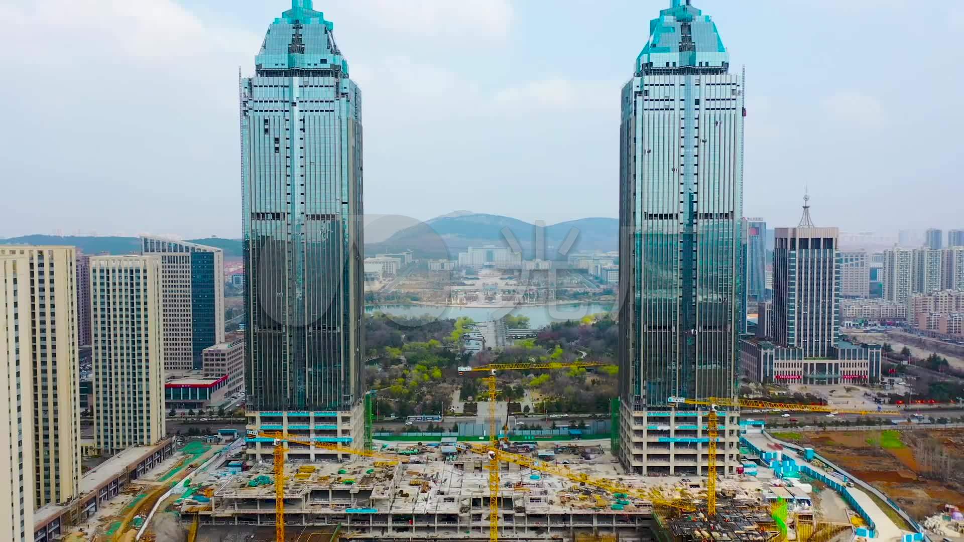 枣庄新城地标建筑双子座航拍_1920x1080_高清视频素材
