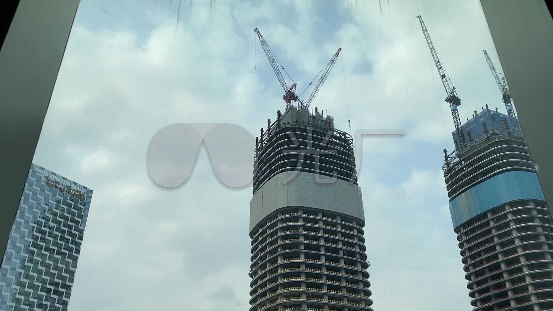 工地施工塔吊建筑工人城市建设吊机高楼