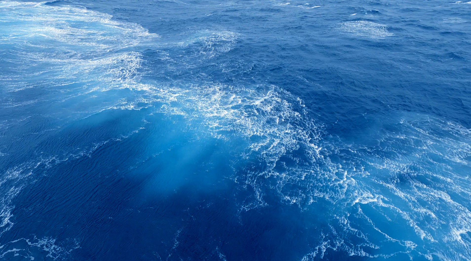 【4k】波涛汹涌的海面-大海海浪