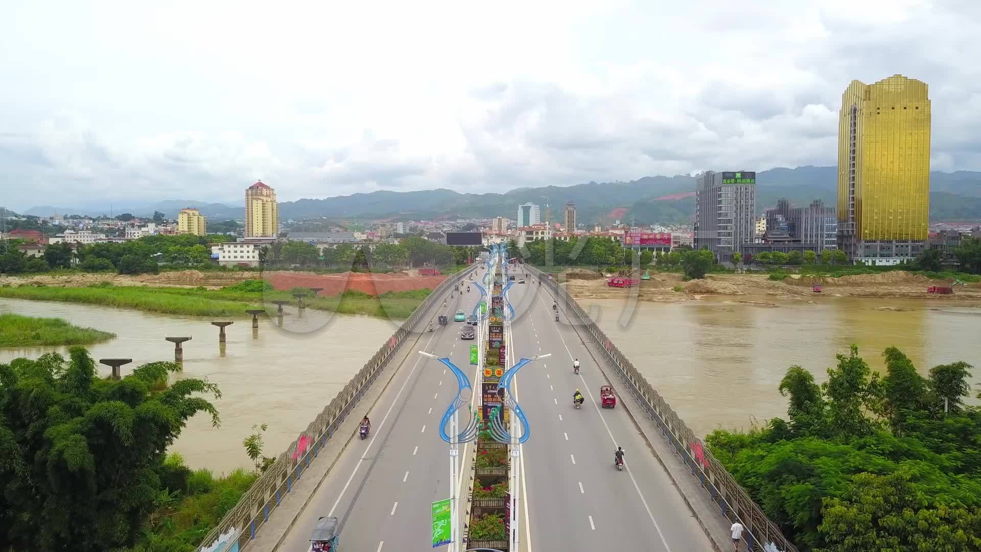 云南德宏瑞丽姐告大桥城市航拍_1920x1080_高清视频素材下载(编号