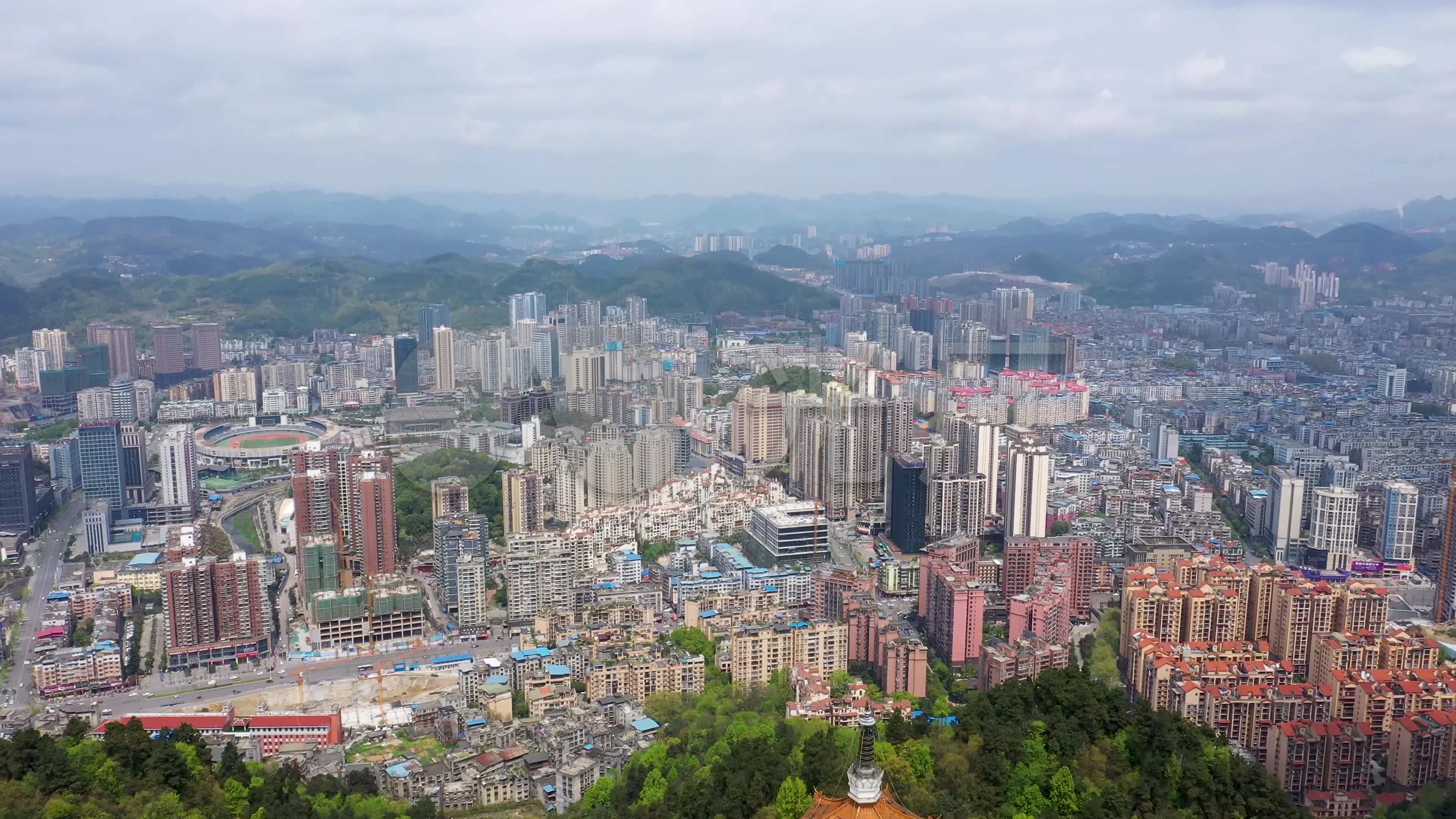 4k航拍遵义市城区全景_3840x2160_高清视频素材下载
