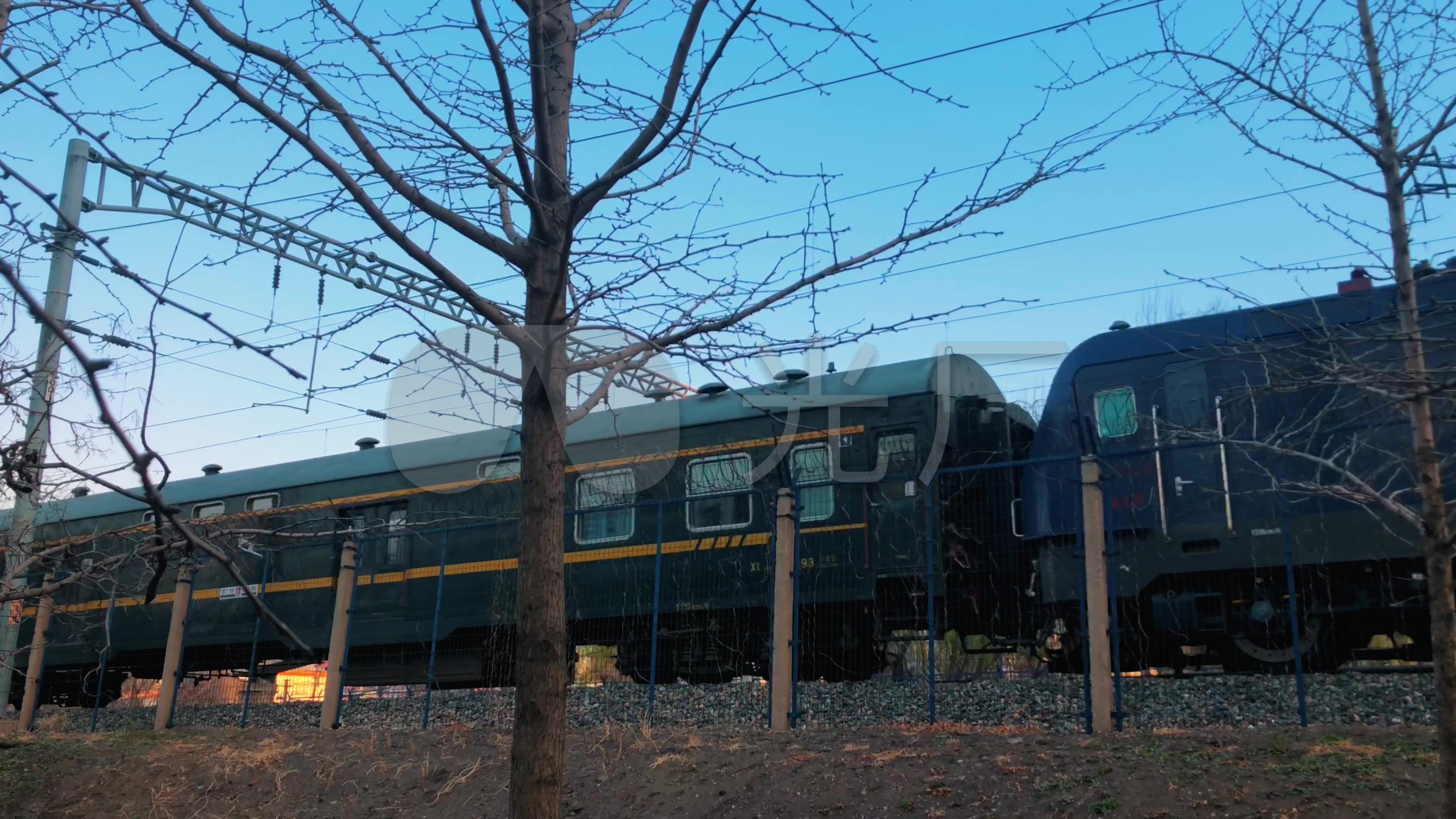 绿皮火车,和谐号列车,动车高铁crh_3840x2160_高清视频素材下载(编号