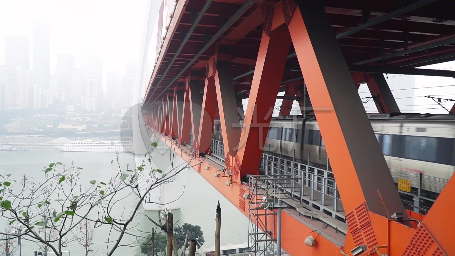 重庆东水门大桥千厮门大桥