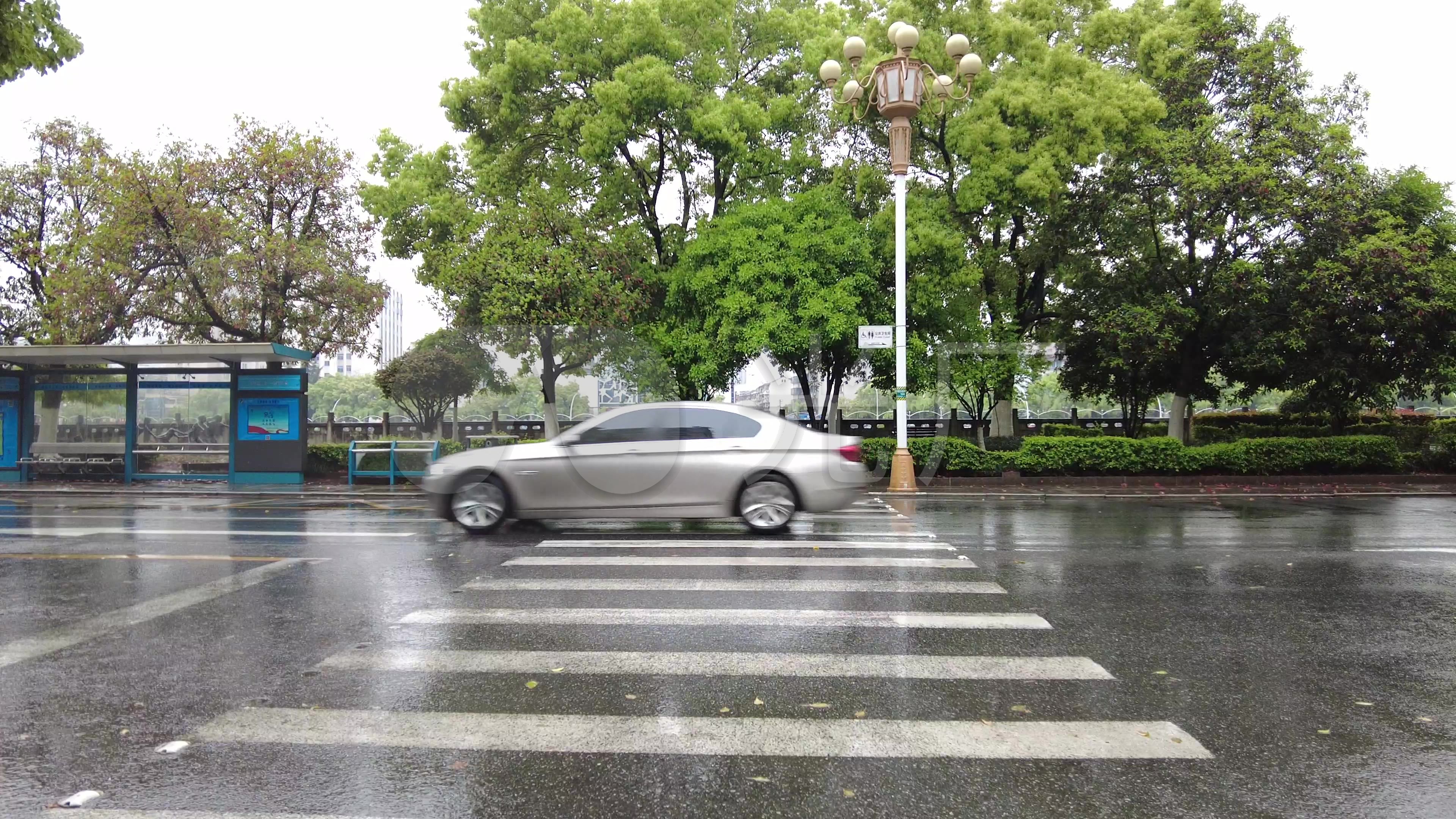 下雨天的街道_3840x2160_高清视频素材下载(编号:5671524)_实拍视频