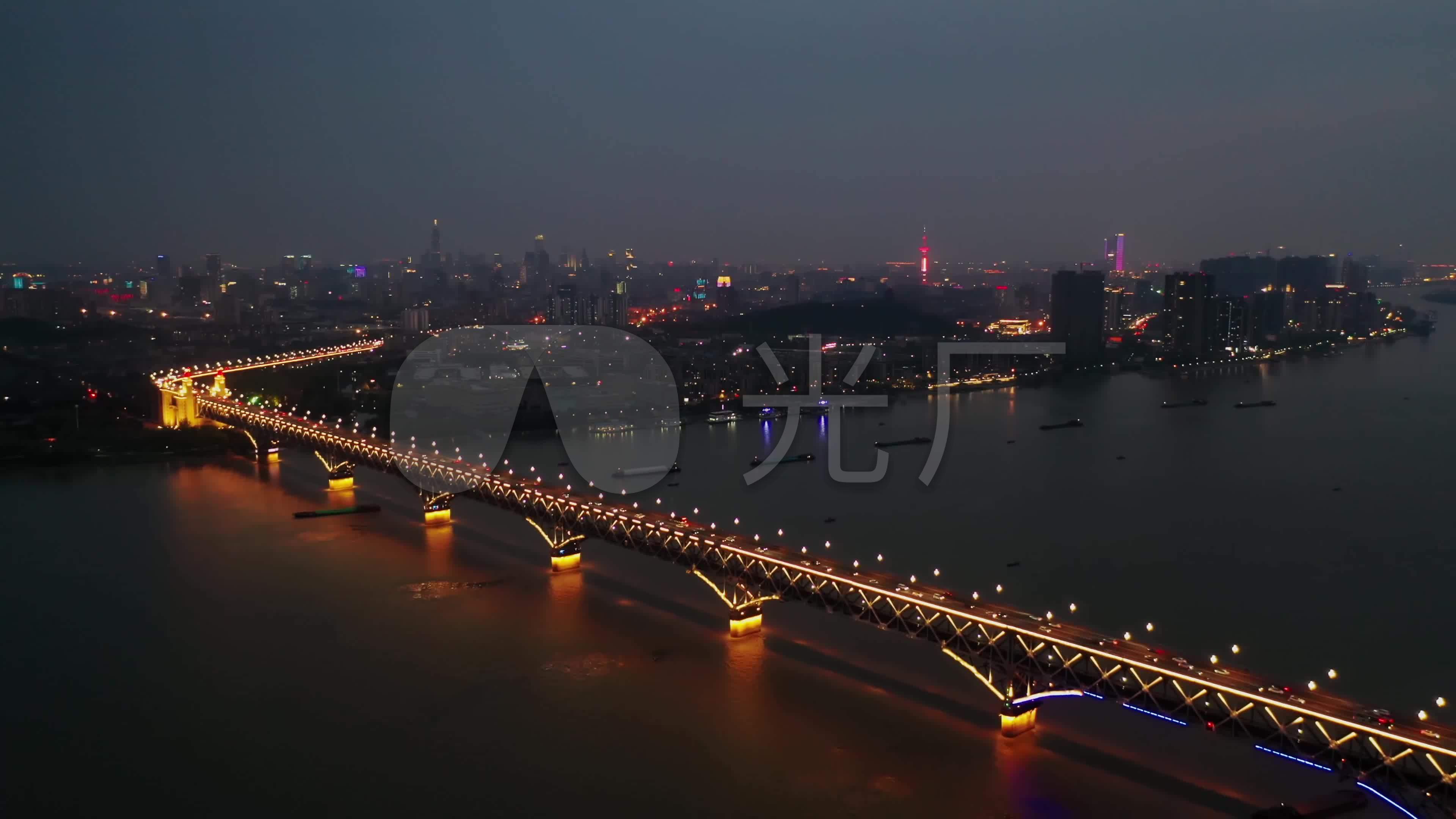 南京长江大桥夜景_3840x2160_高清视频素材下载(编号