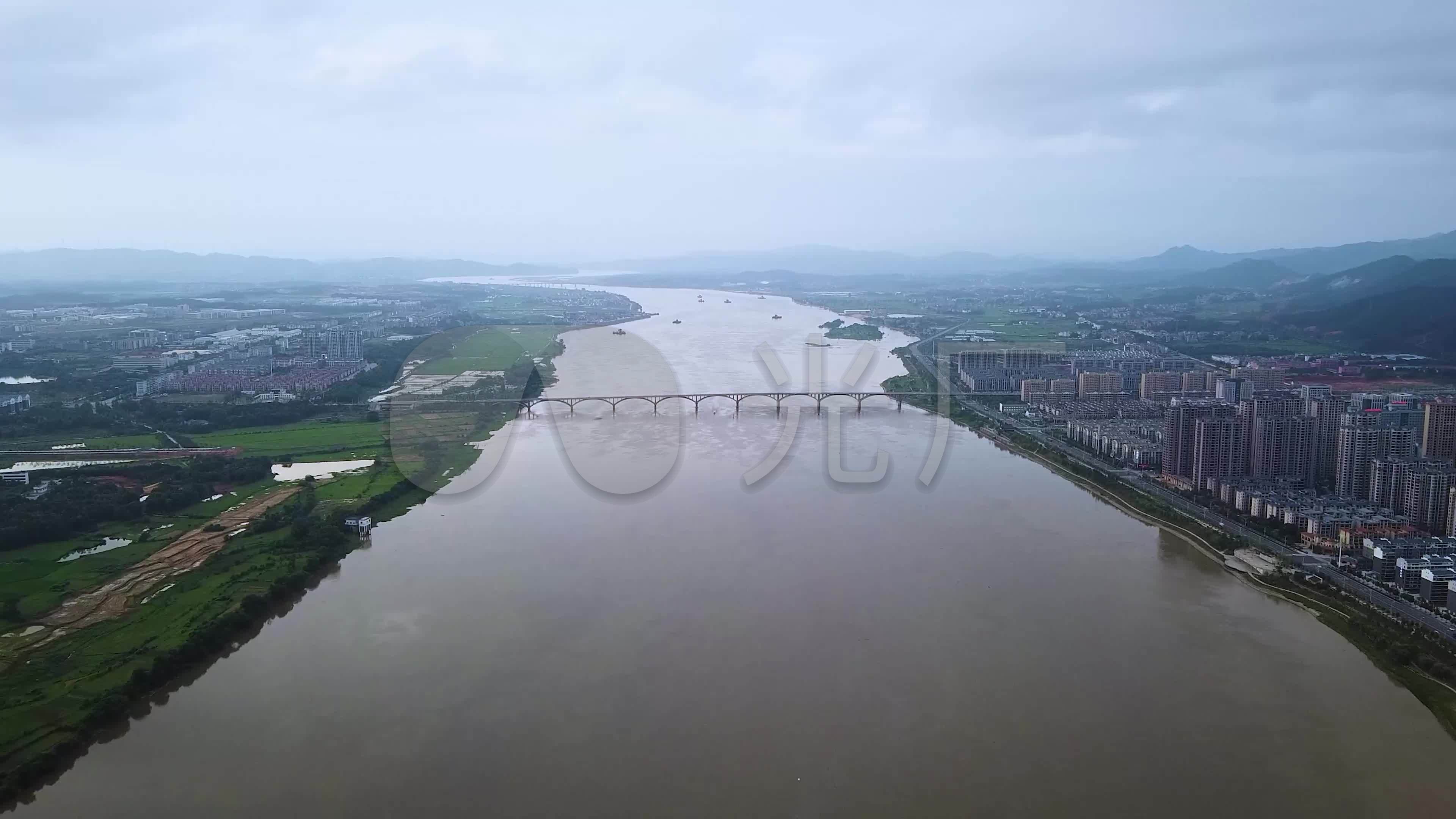 航拍江西省吉安市吉水县壮阔江景