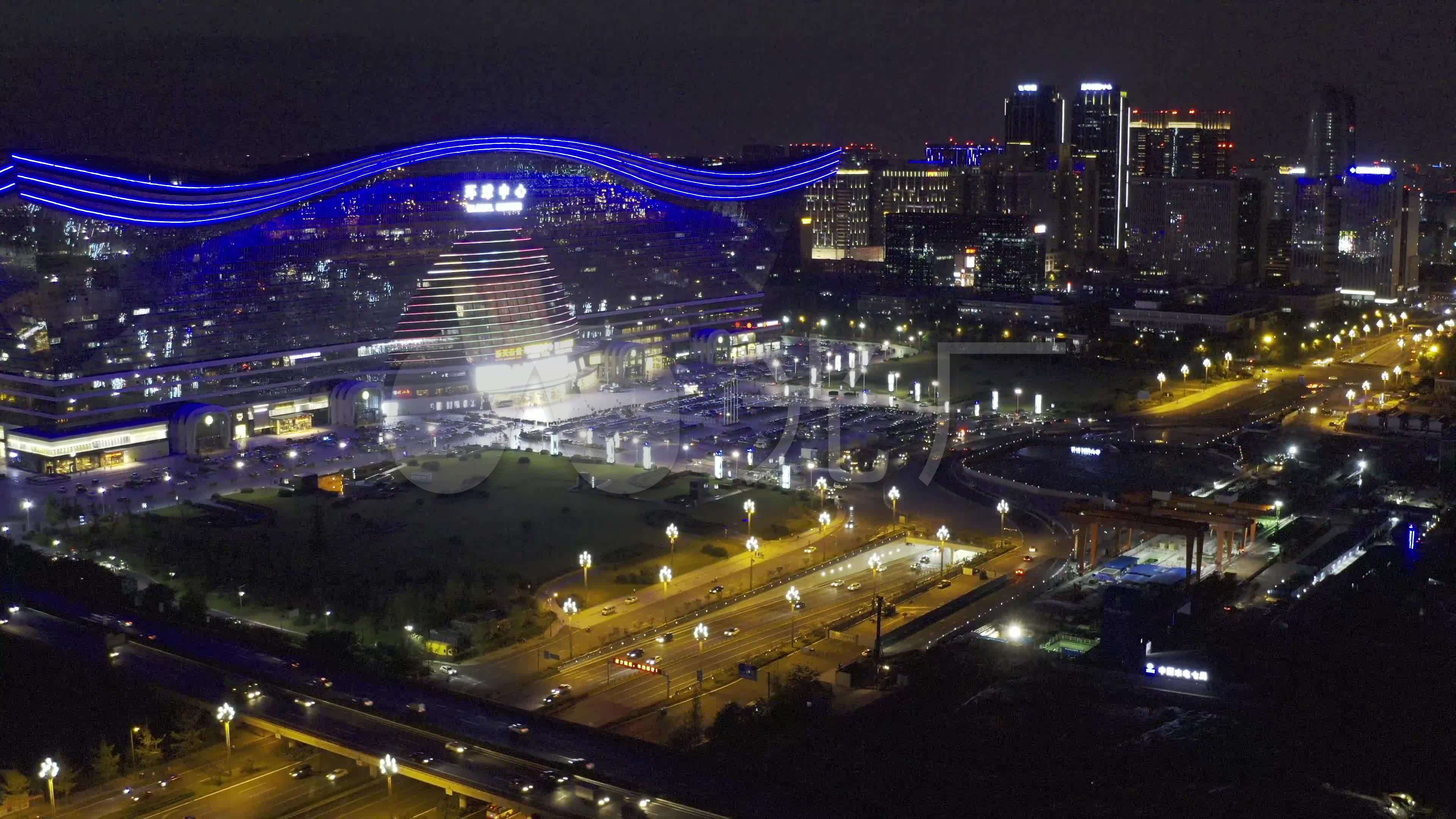 4k拍摄成都环球中心夜景_3840x2160_高清视频素材下载