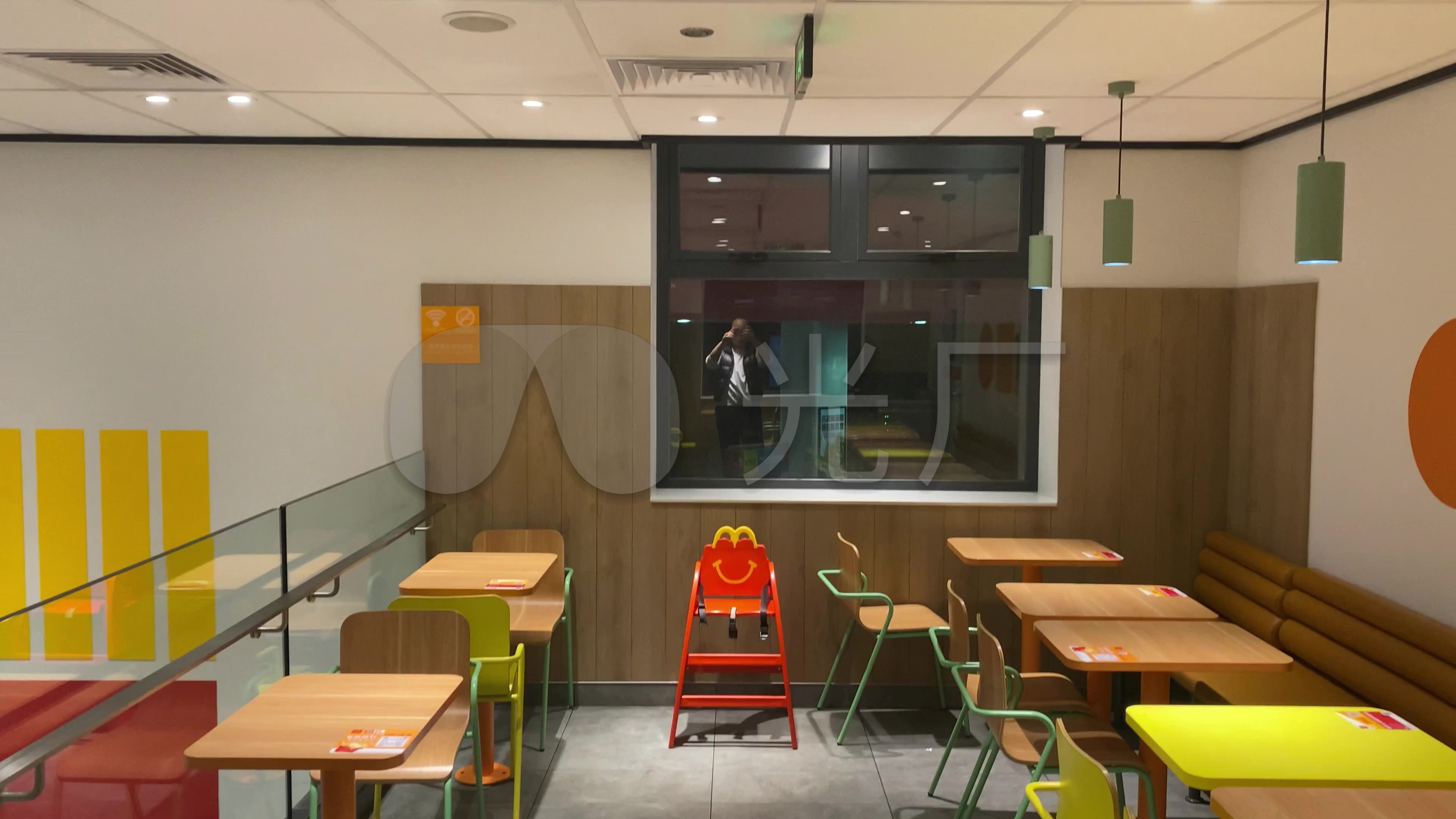 餐厅快餐店内部_3840x2160_高清视频素材下载(编号:)