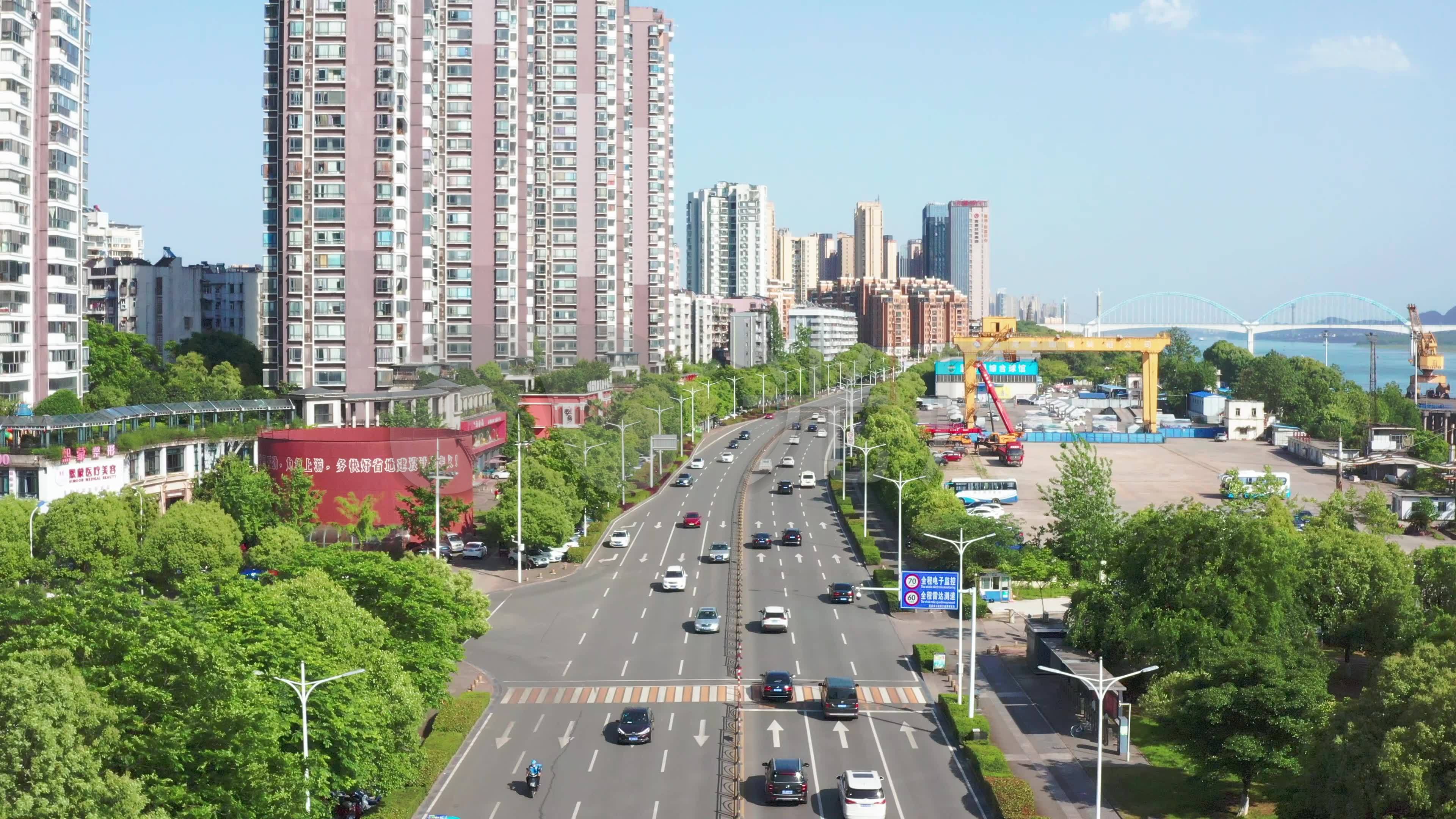 【放心商用】宜昌市长江沿江大道车流航拍_3840x2160