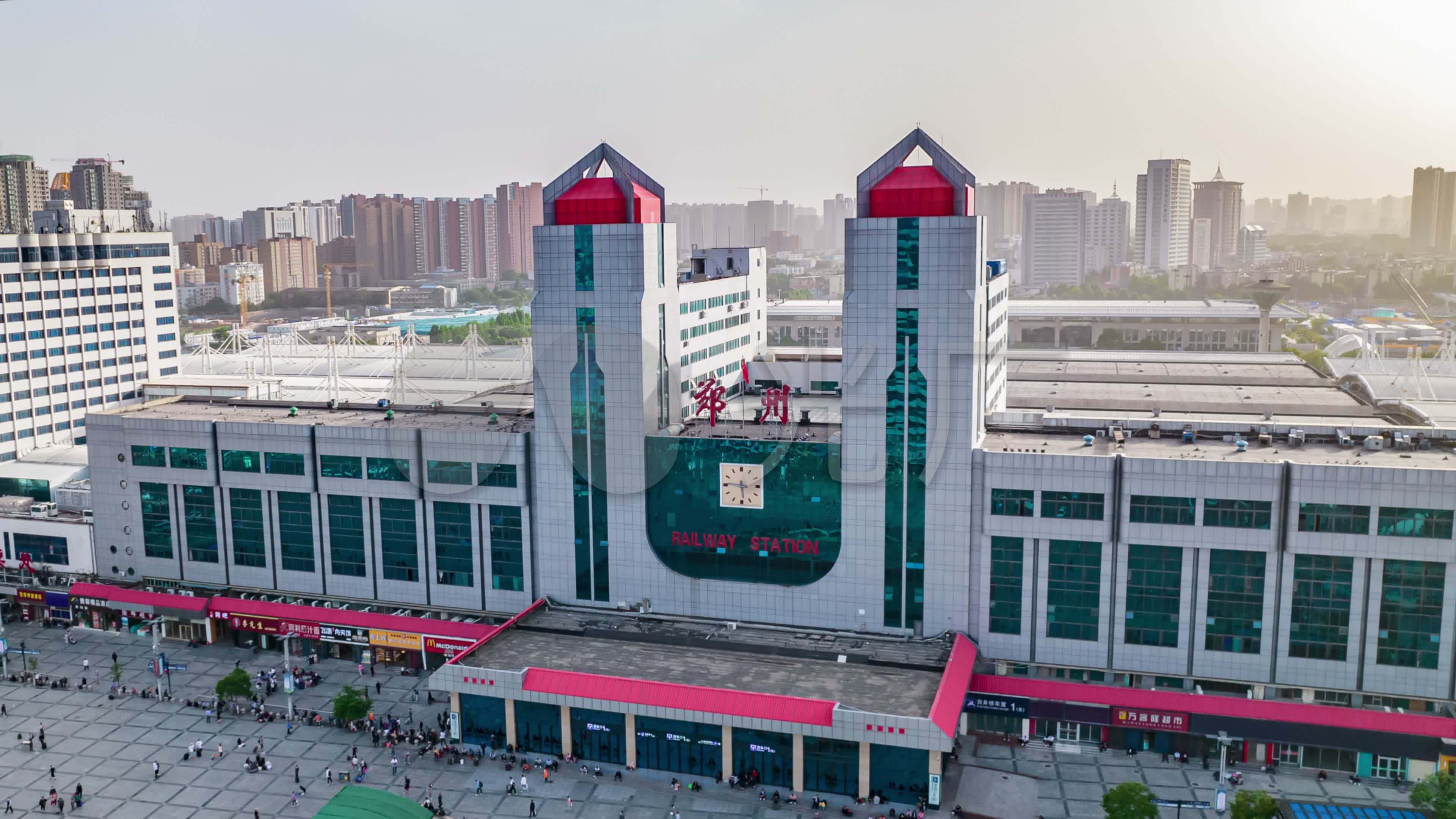 郑州站航拍环绕延时摄影_3840x2160_高清视频素材下载