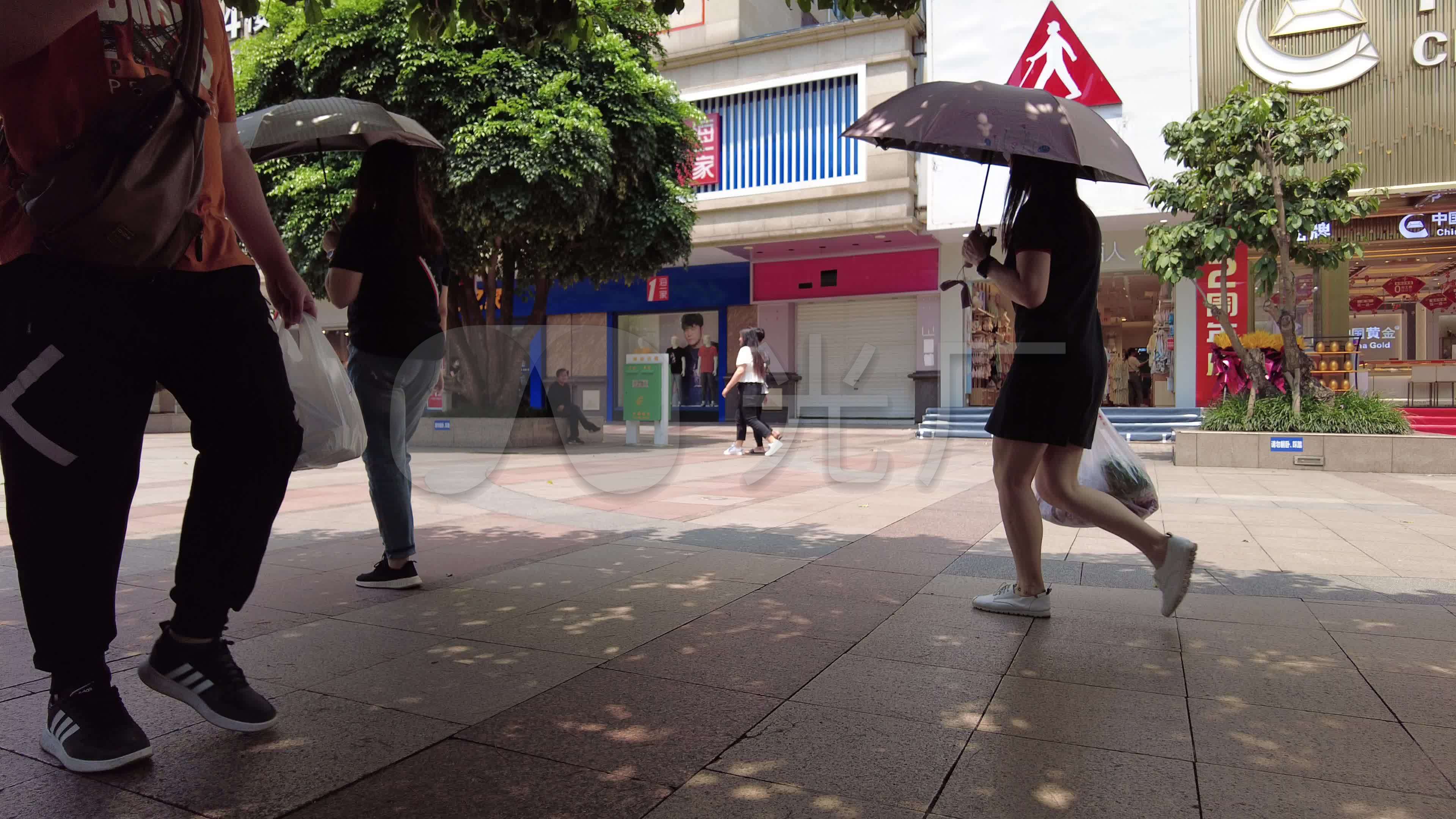 炎热夏天街道行人延时视频_3840x2160_高清视频素材下载(编号:5787714