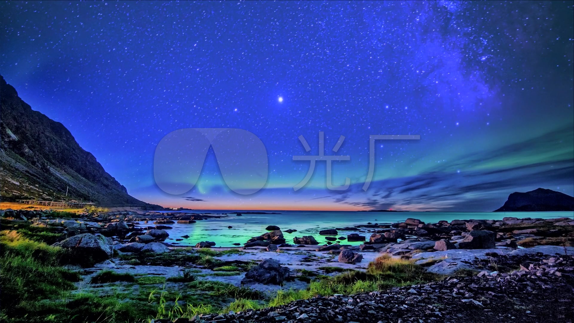 唯美夜晚海岸星空