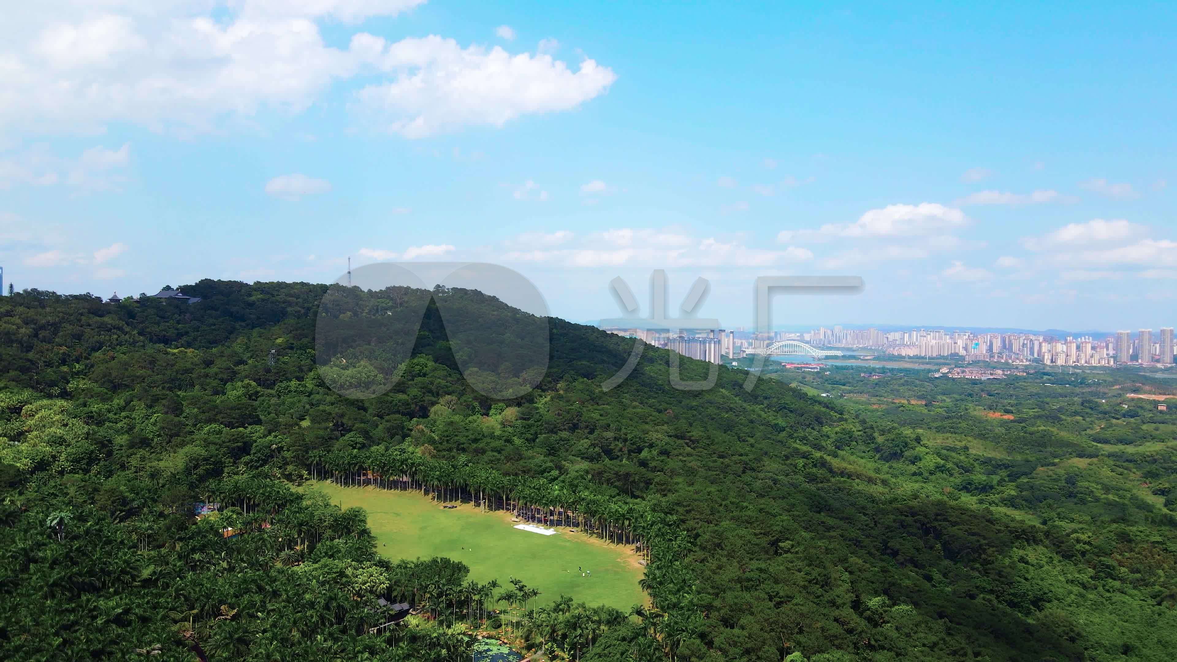 航拍广西南宁青秀山环山秀坪
