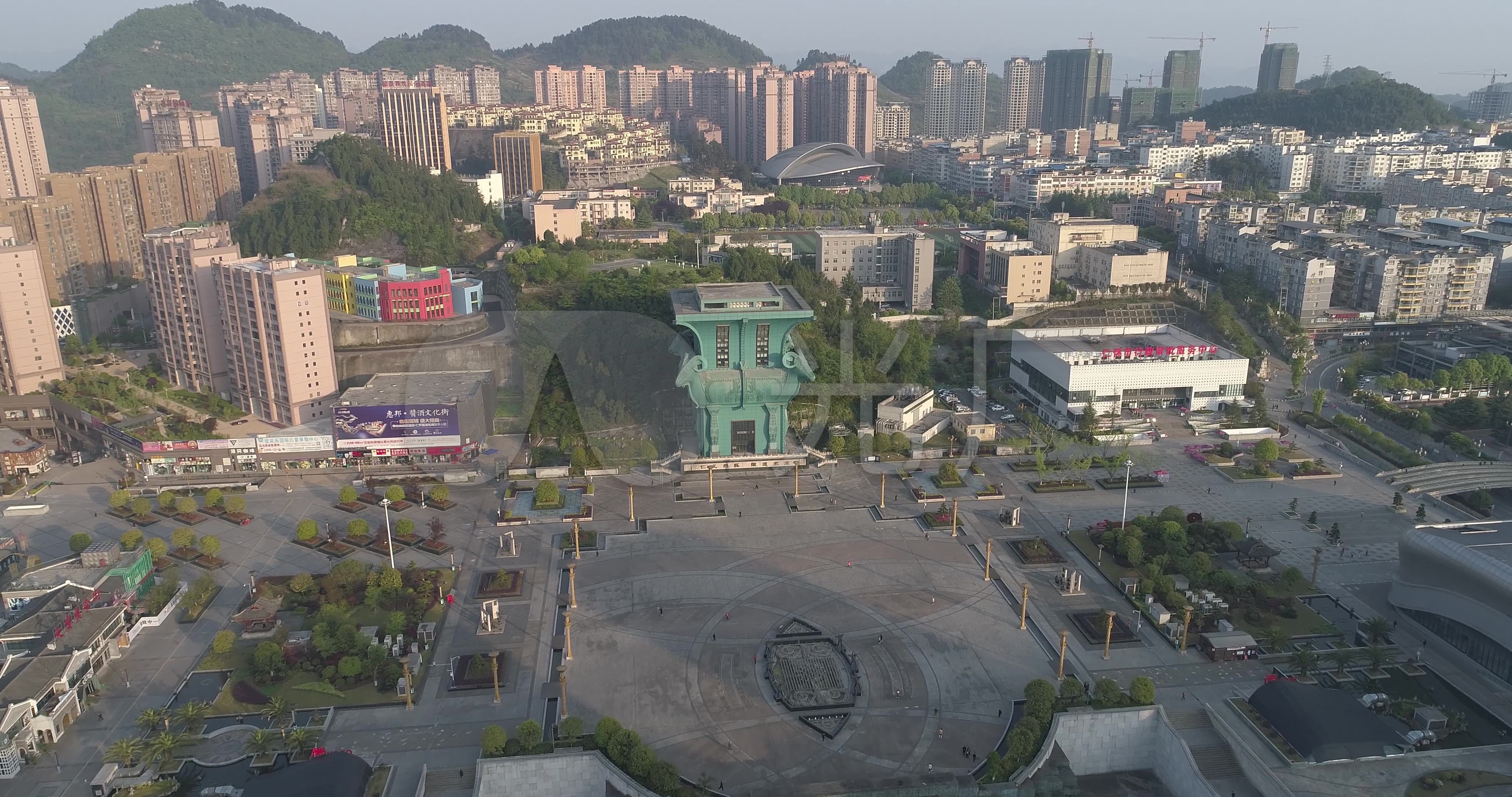 酒都仁怀城市航拍全景02_4096x2160_高清视频素材下载(编号:5818510)
