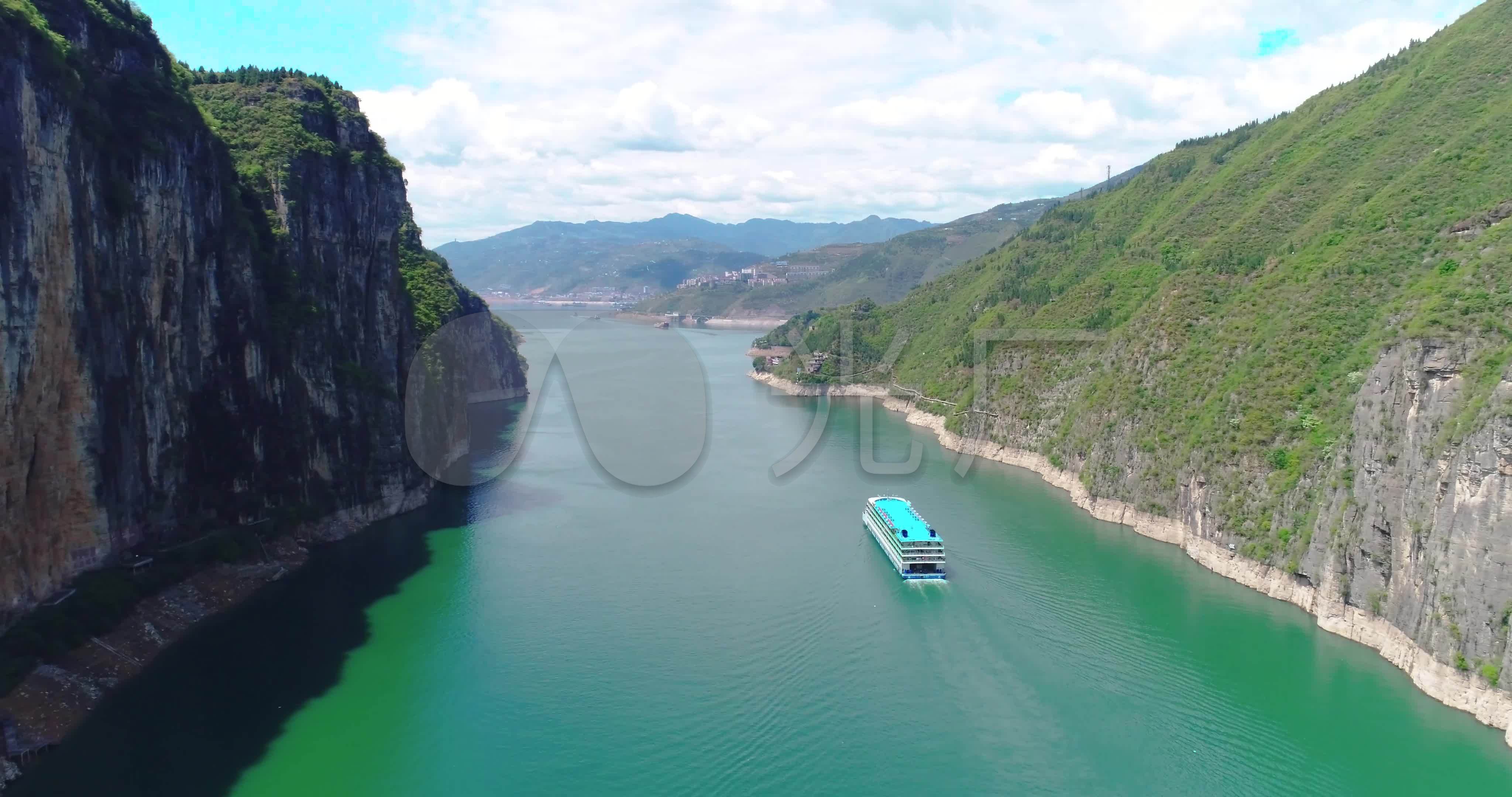 长江重庆三峡瞿塘峡夔门巫峡白帝城航拍4k