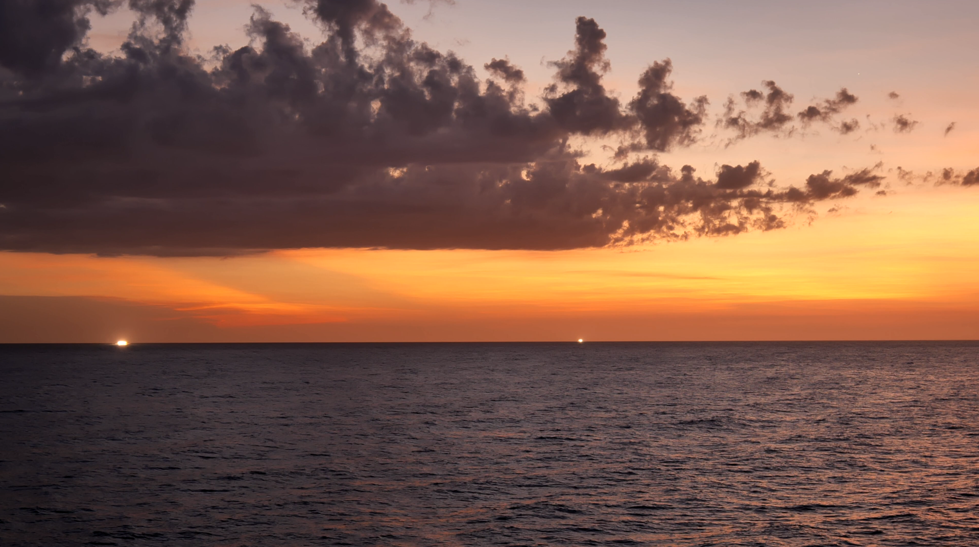 【4k】大海晚霞火烧云_3840x2160_高清视频素材下载