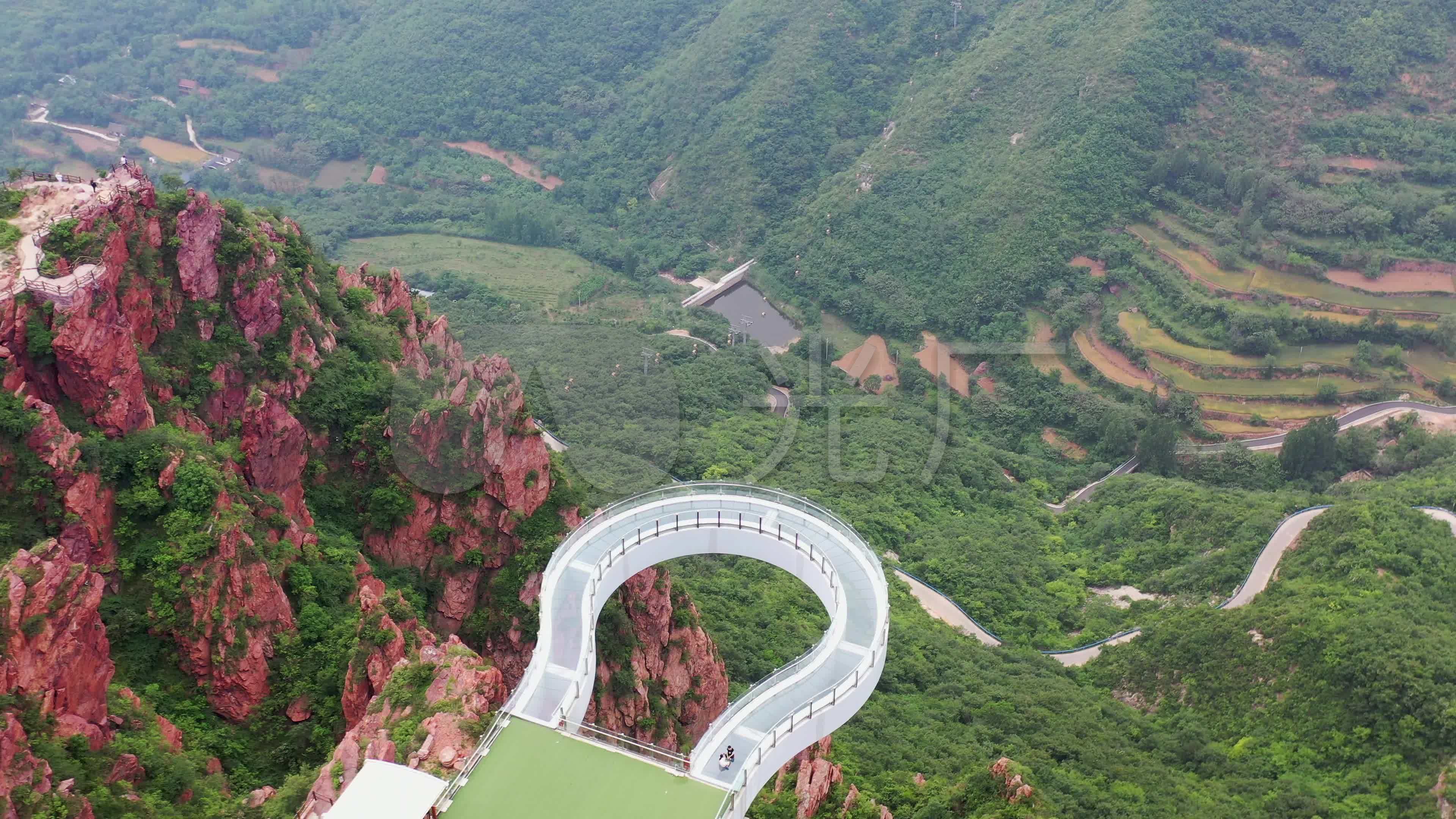 河南郑州伏羲山玻璃环廊