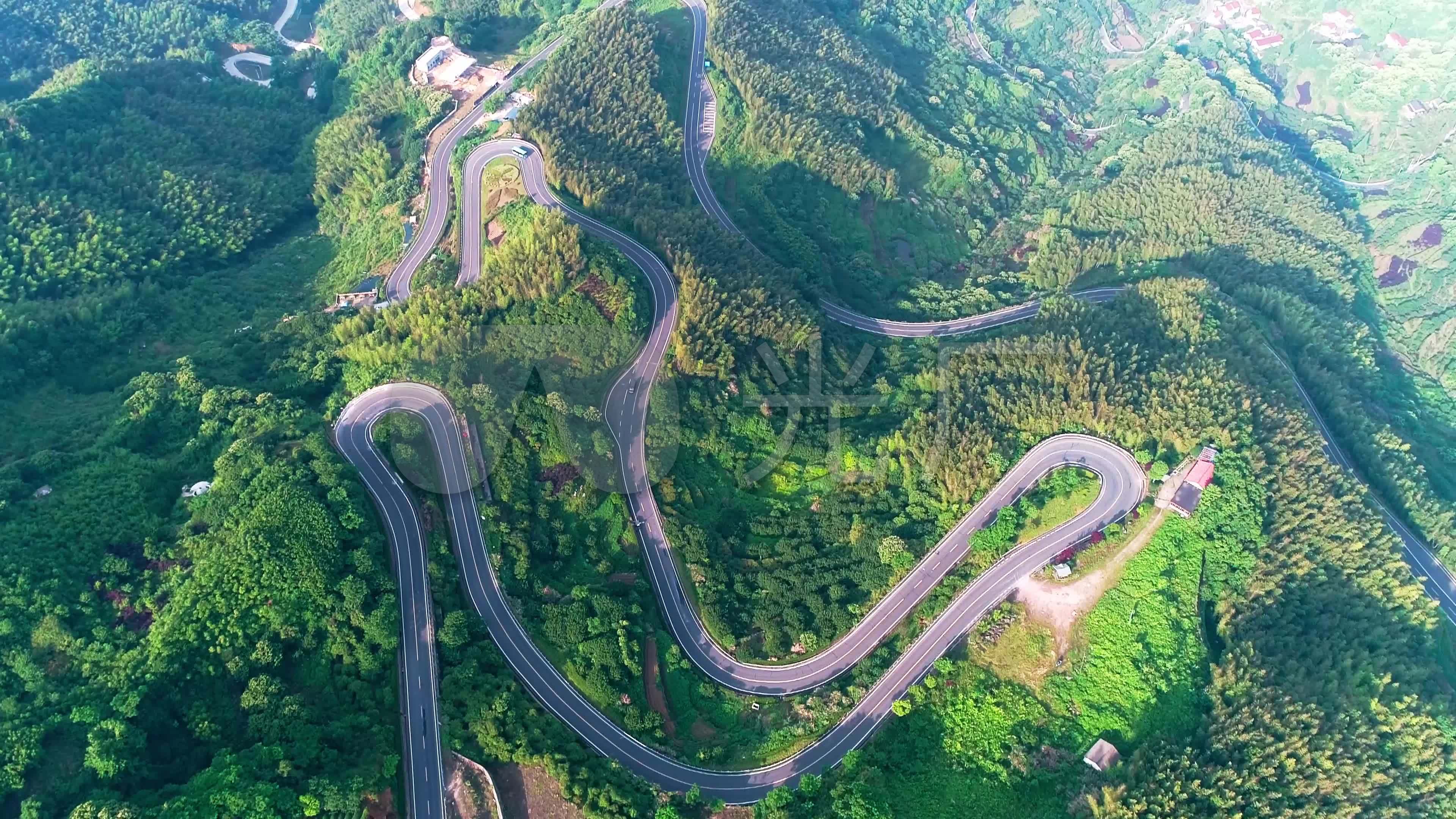 航拍浙江余姚四明山盘山公路_3840x2160_高清视频素材下载(编号