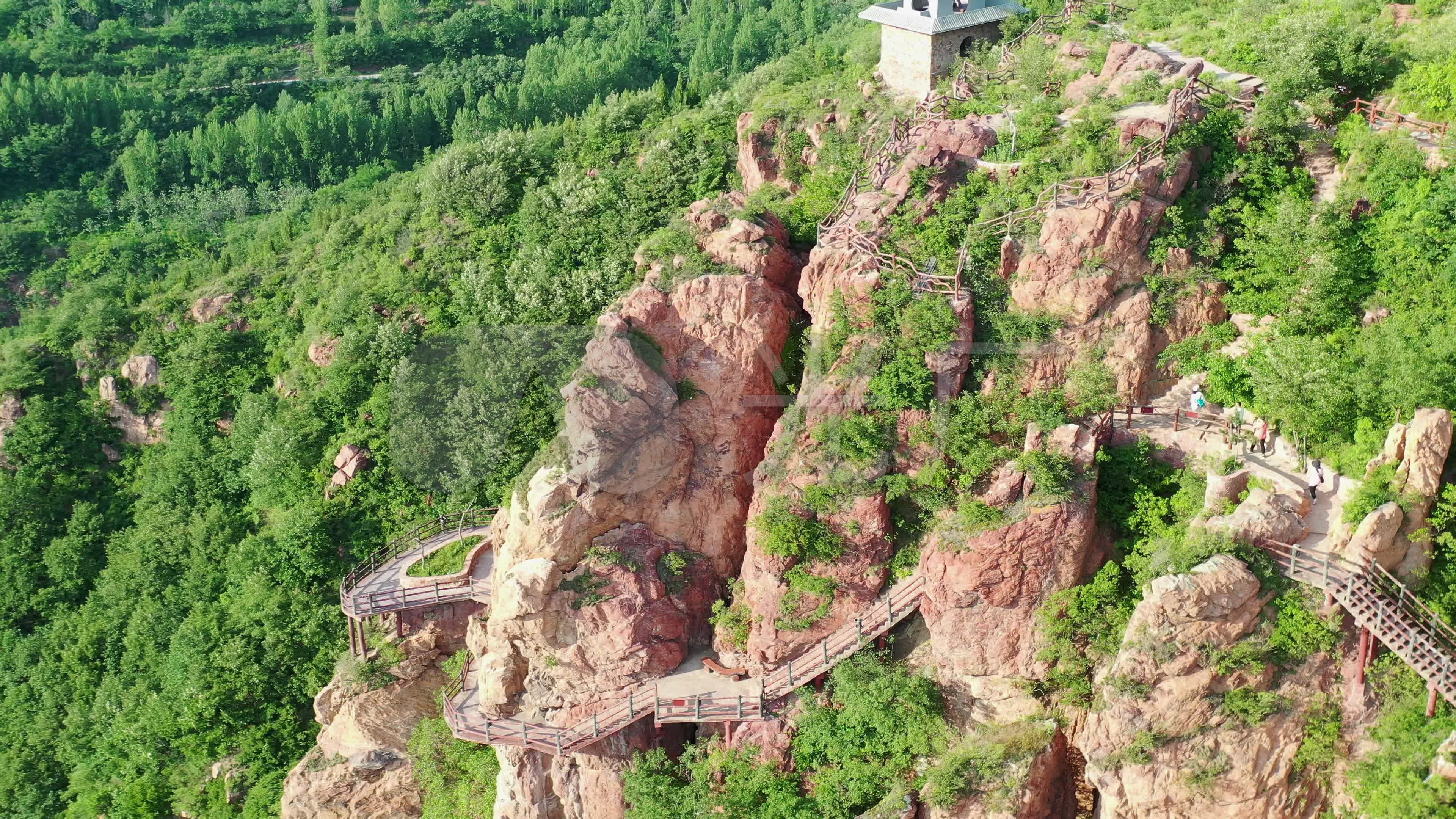 河南郑州伏羲山红石林风光
