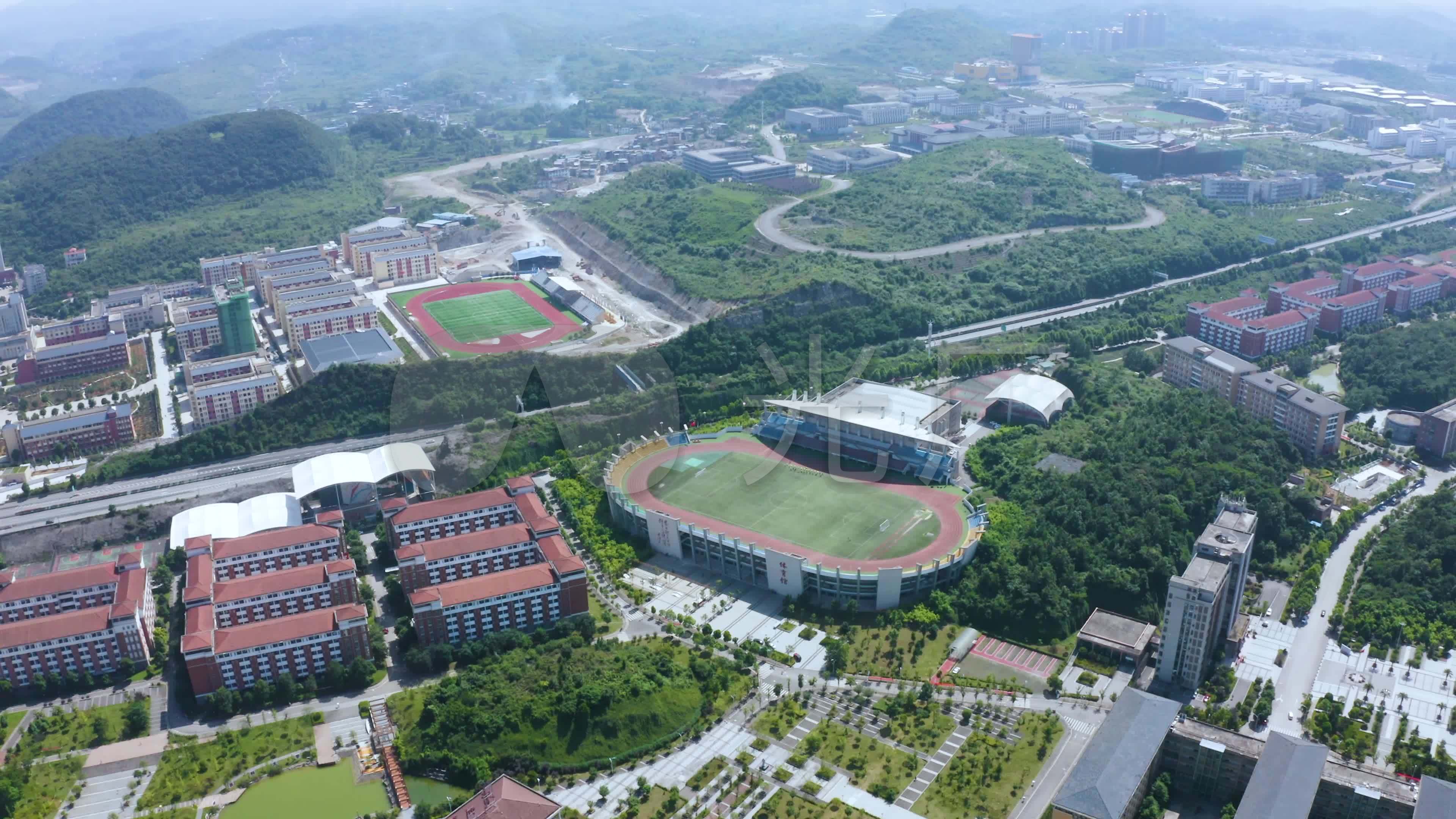 贵州医科大学航拍