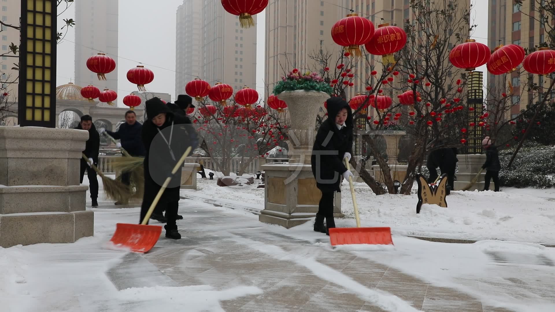 楼宇 房产地宣传 小区雪景 扫雪