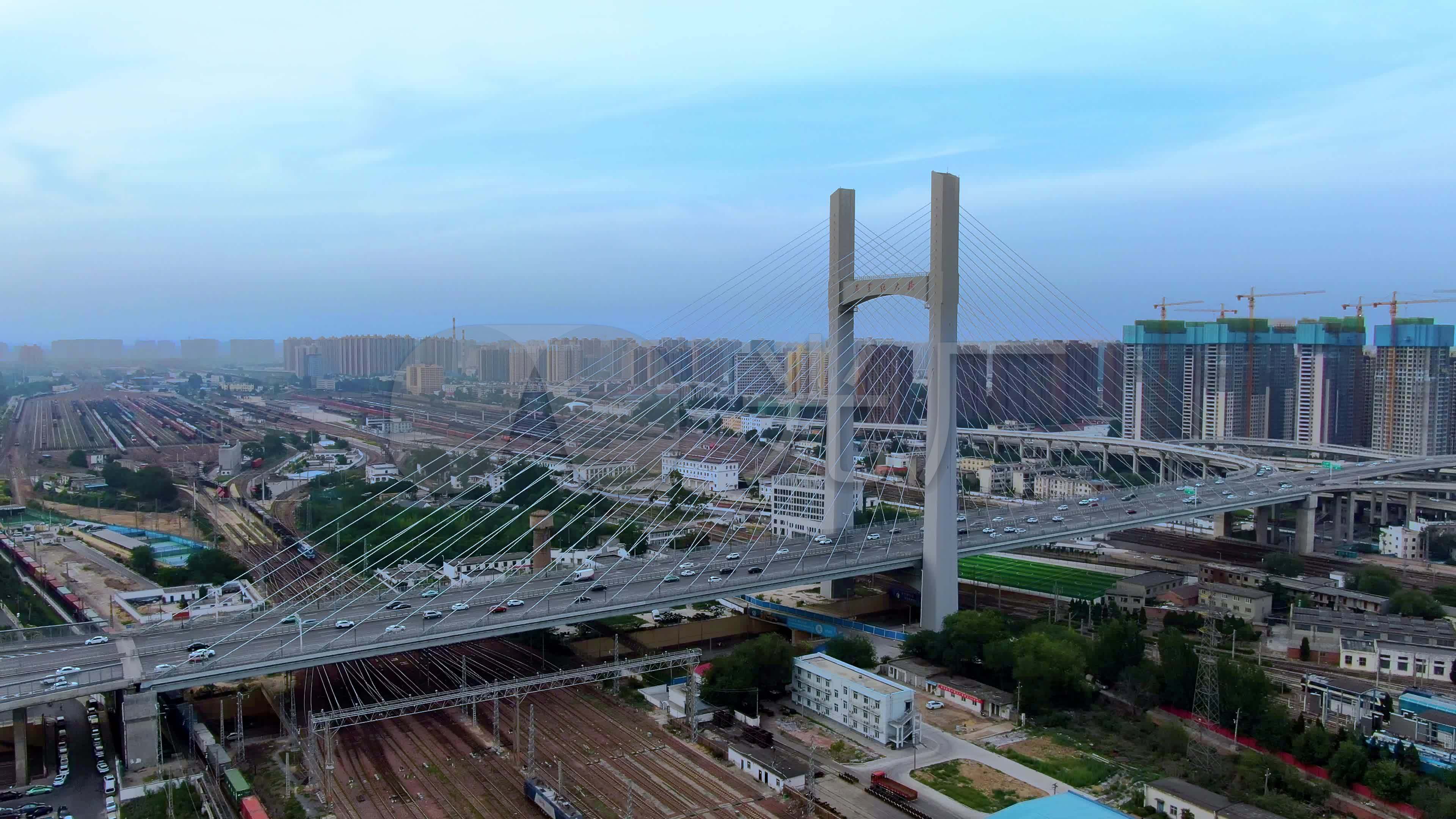 郑州市农业路跨铁路大桥