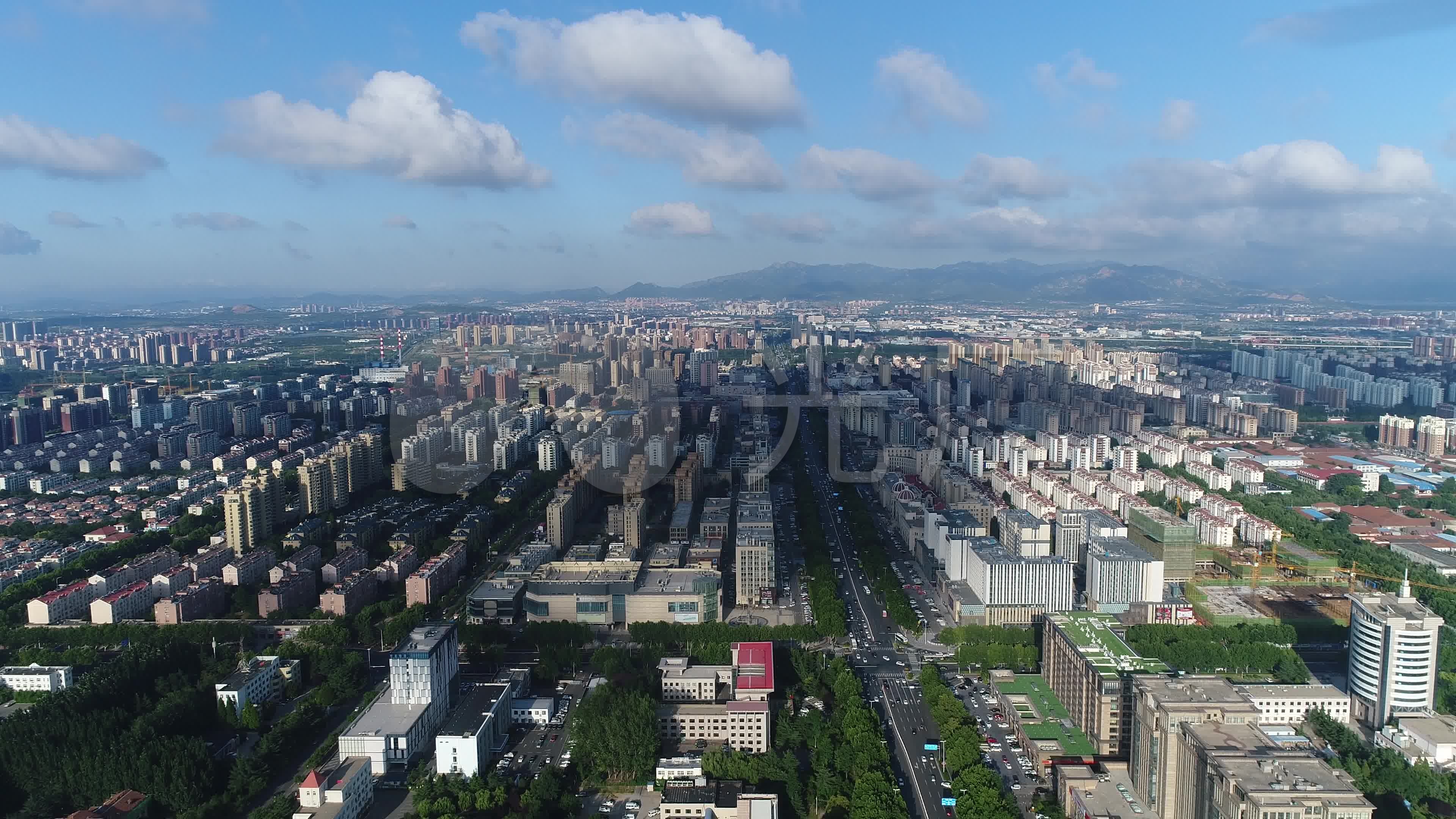 青岛市城阳区正阳路全貌航拍_3840x2160_高清视频素材