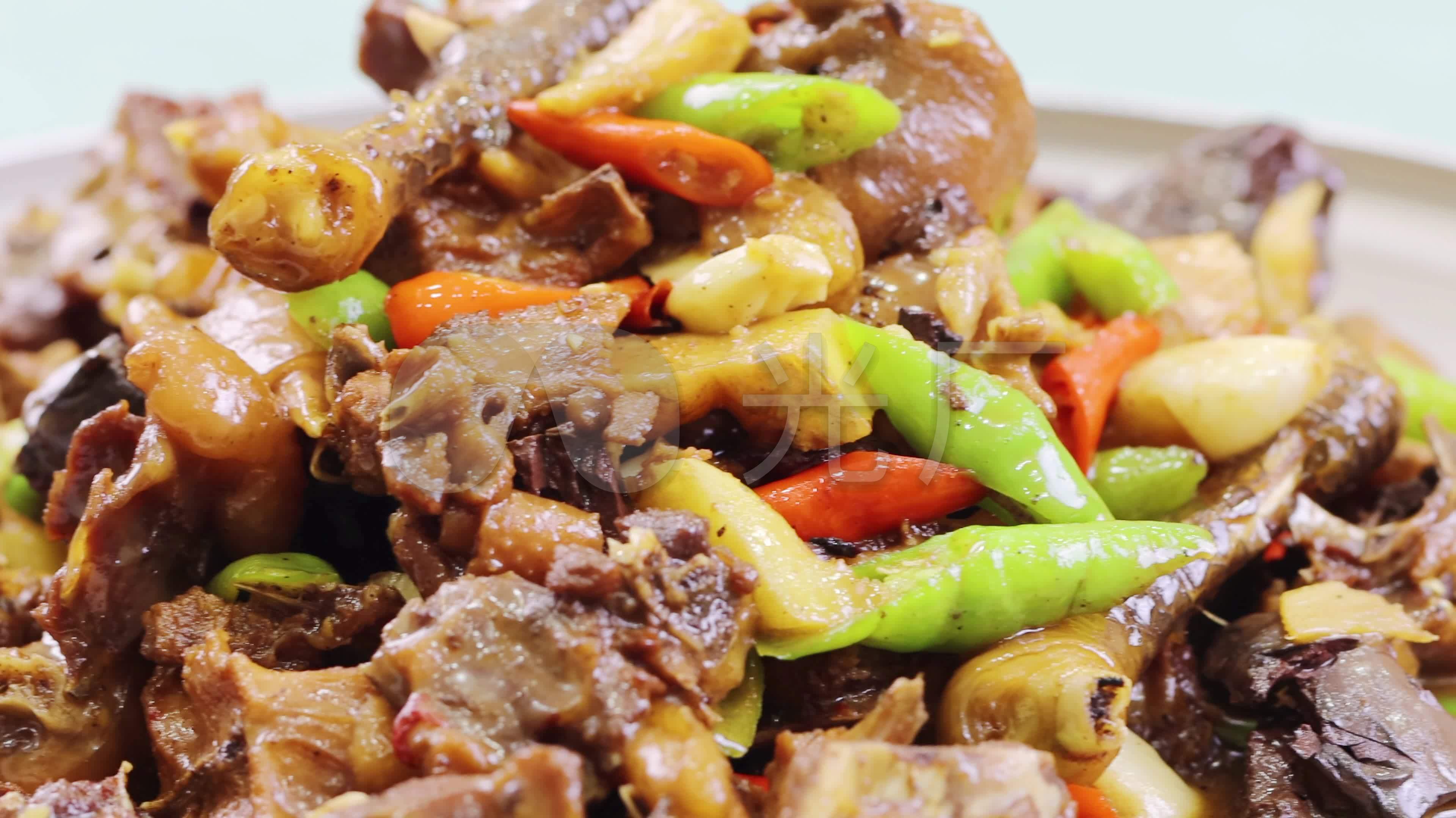 特色美食红烧老公鸡肉