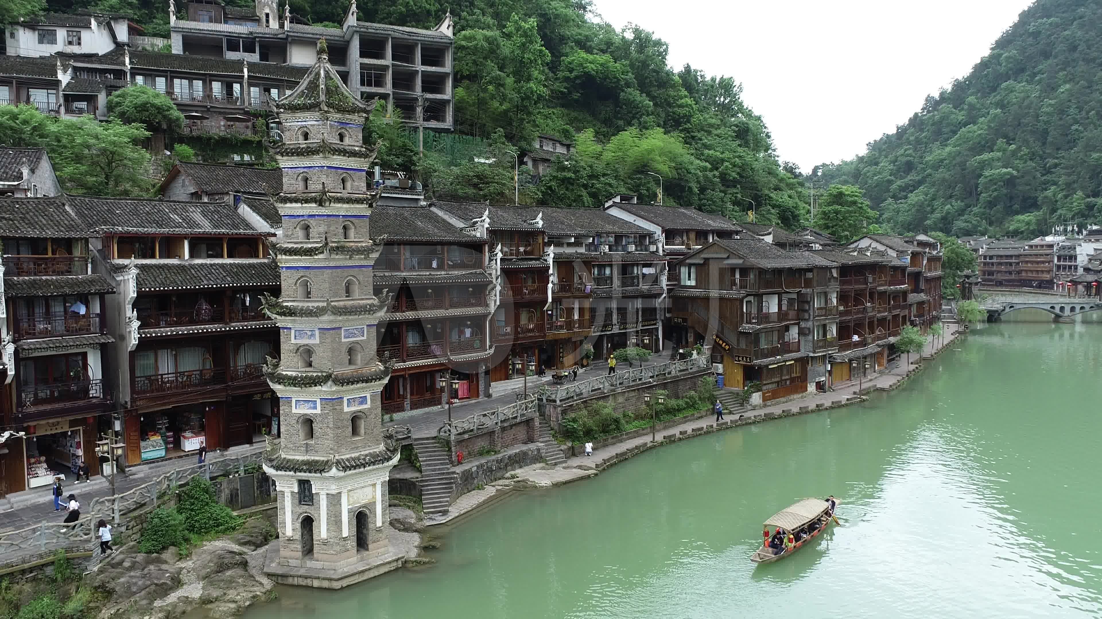 凤凰古城万名塔