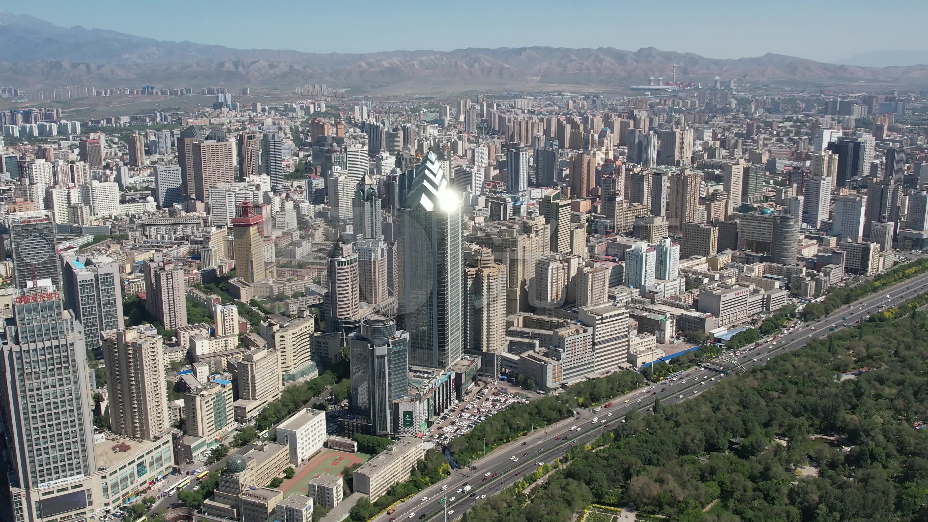 乌鲁木齐航拍4k60_3840x2160_高清视频素材下载(编号
