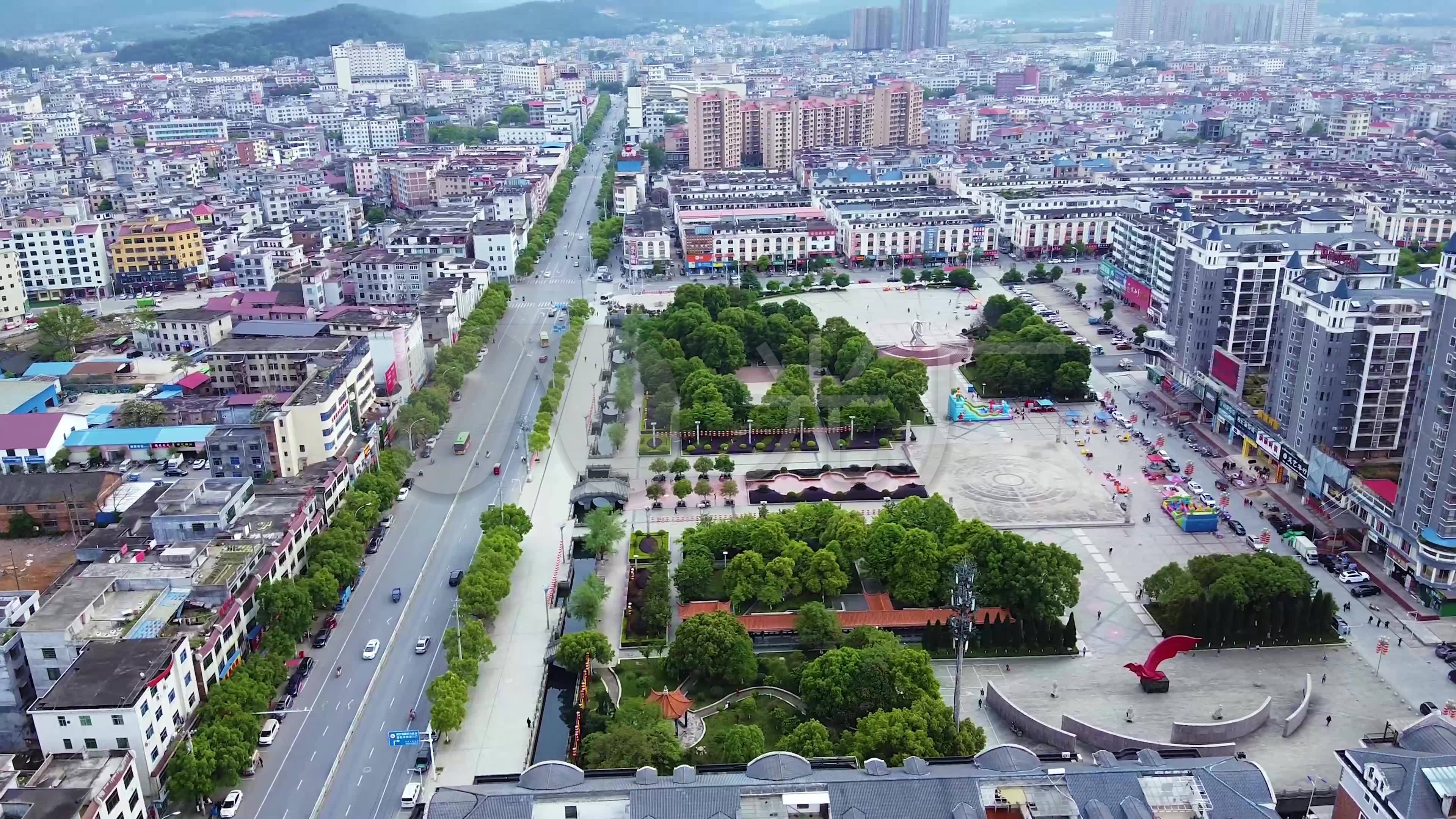 航拍江西省吉安市永新县城三湾公园_3840x2160_高清视频素材下载(编号
