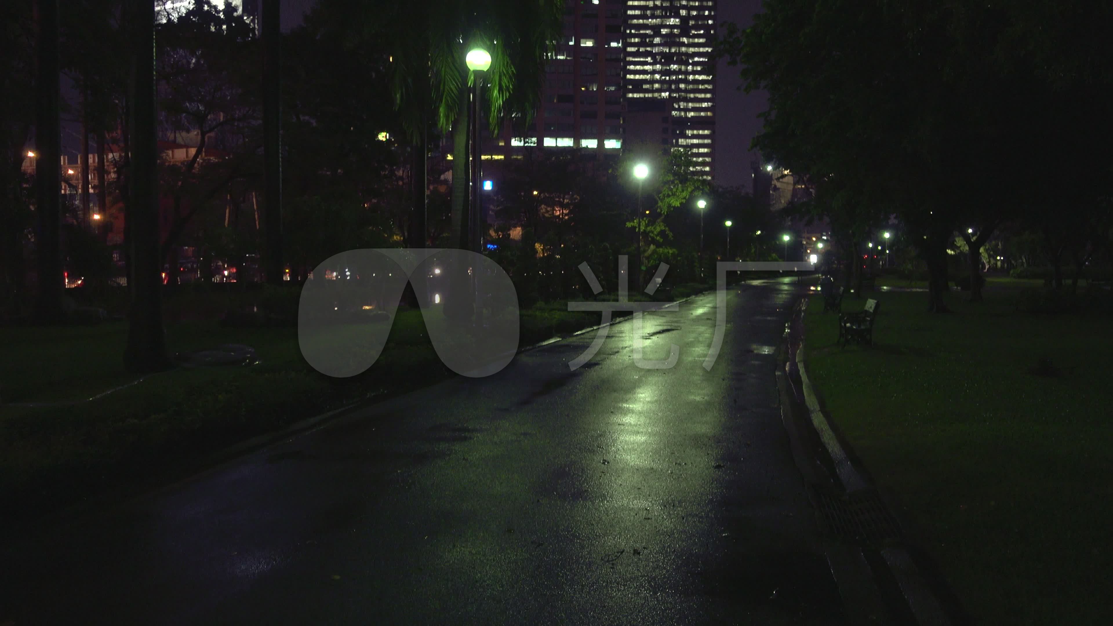 视频素材 实拍视频 景观人文 夜晚城市道路 来自视频原始文件或预览