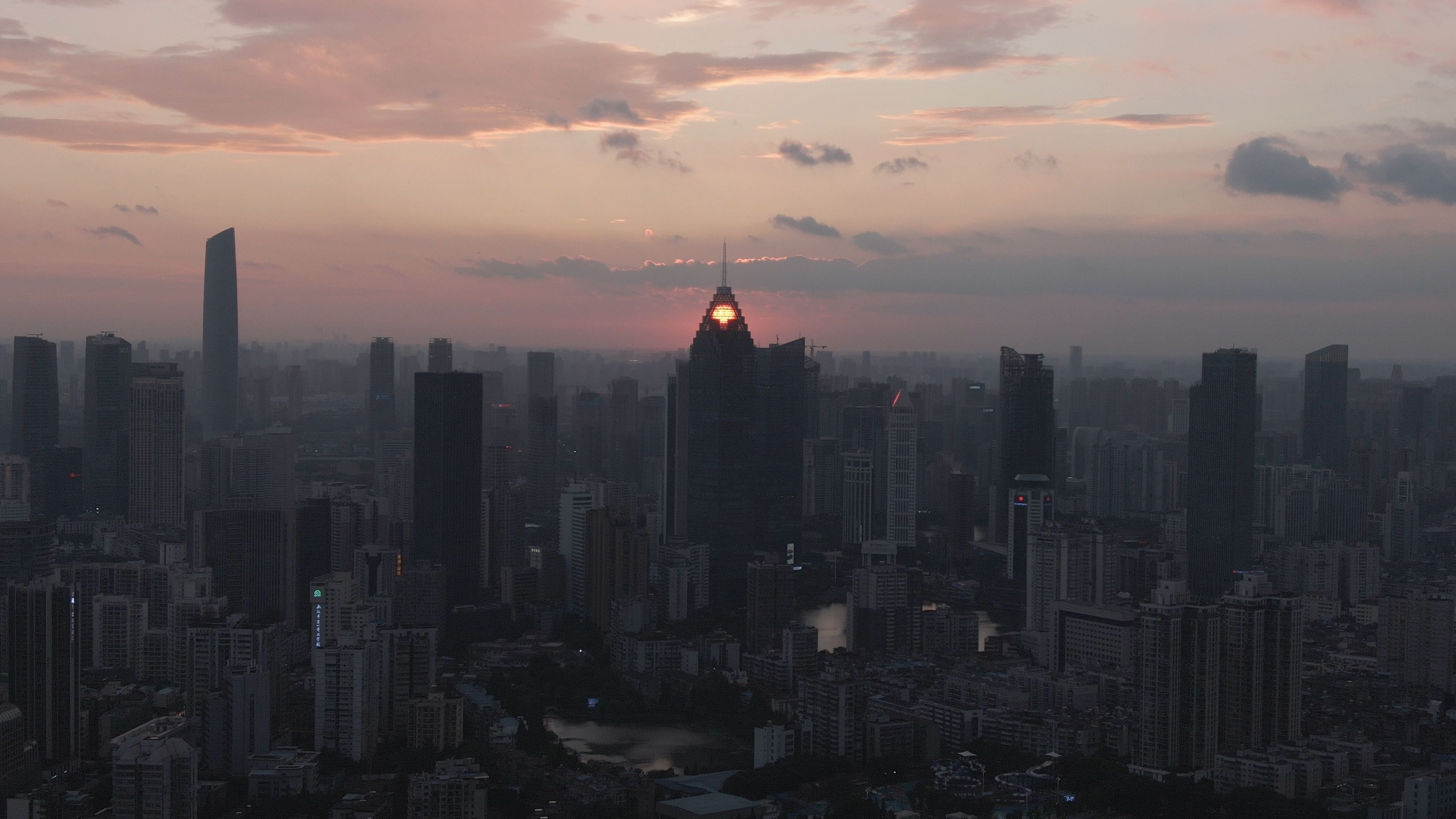 武汉城市夕阳晚霞