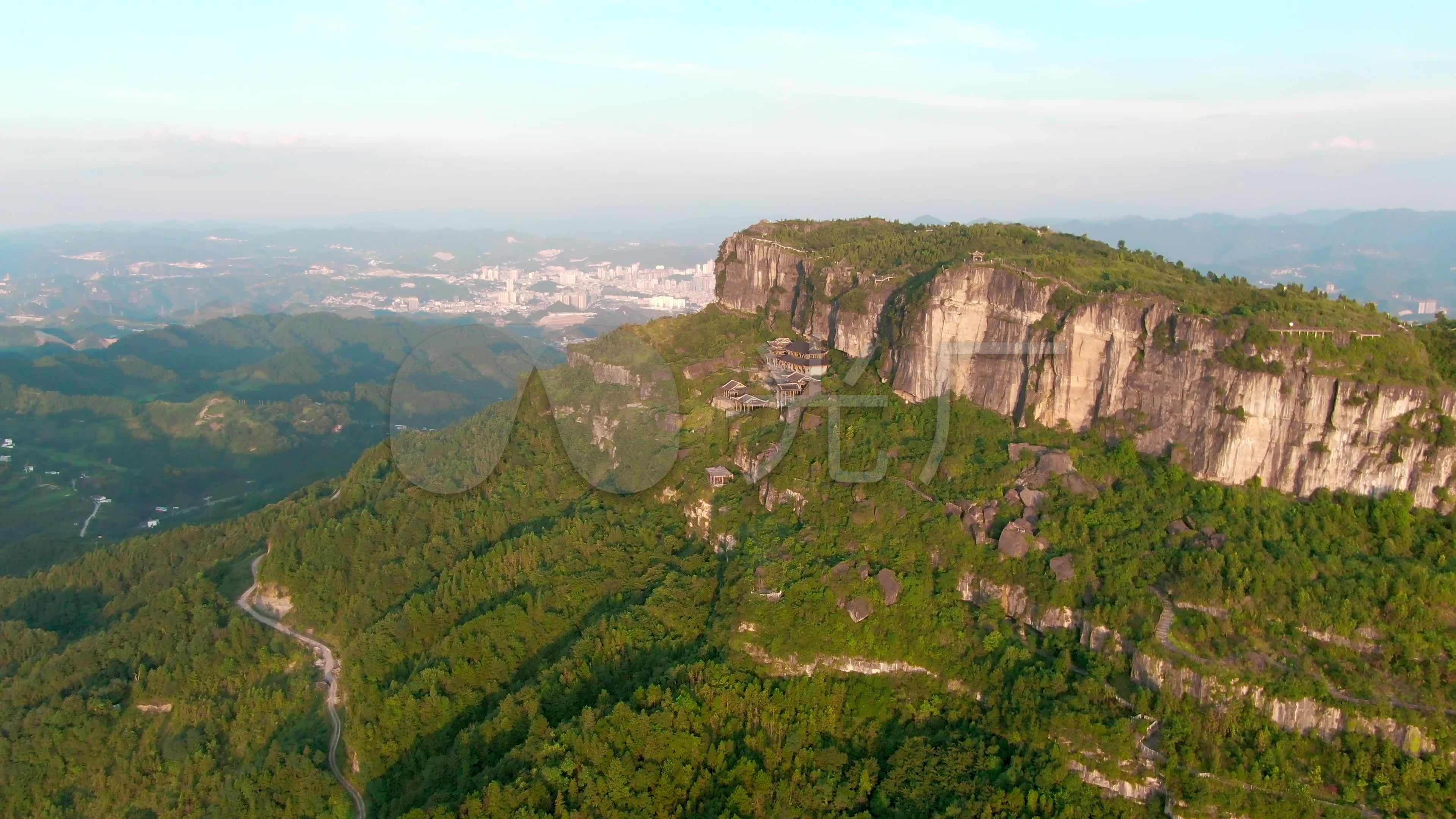 4k 航拍凯里市香炉山