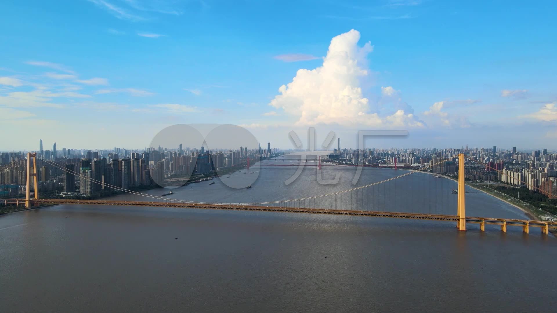 武汉杨泗港大桥,鹦鹉洲大桥,白沙洲大桥_1920x1080_高清视频素材下载
