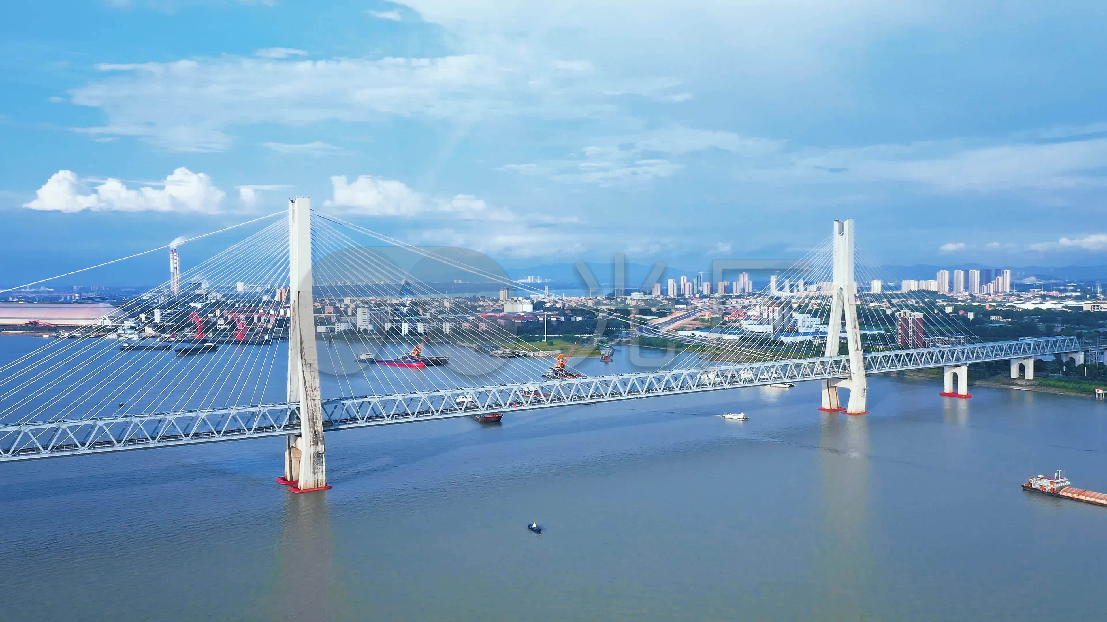 岳阳洞庭湖跨湖大桥