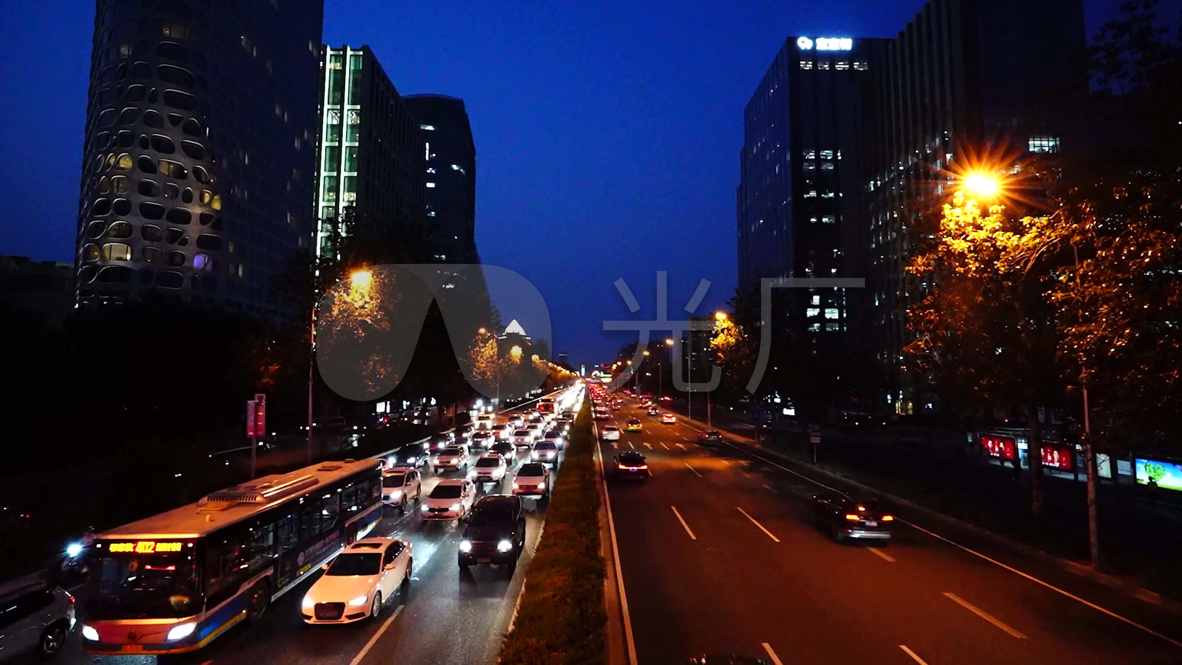 夜晚城市街道车流交通 城市宣传片【延时】